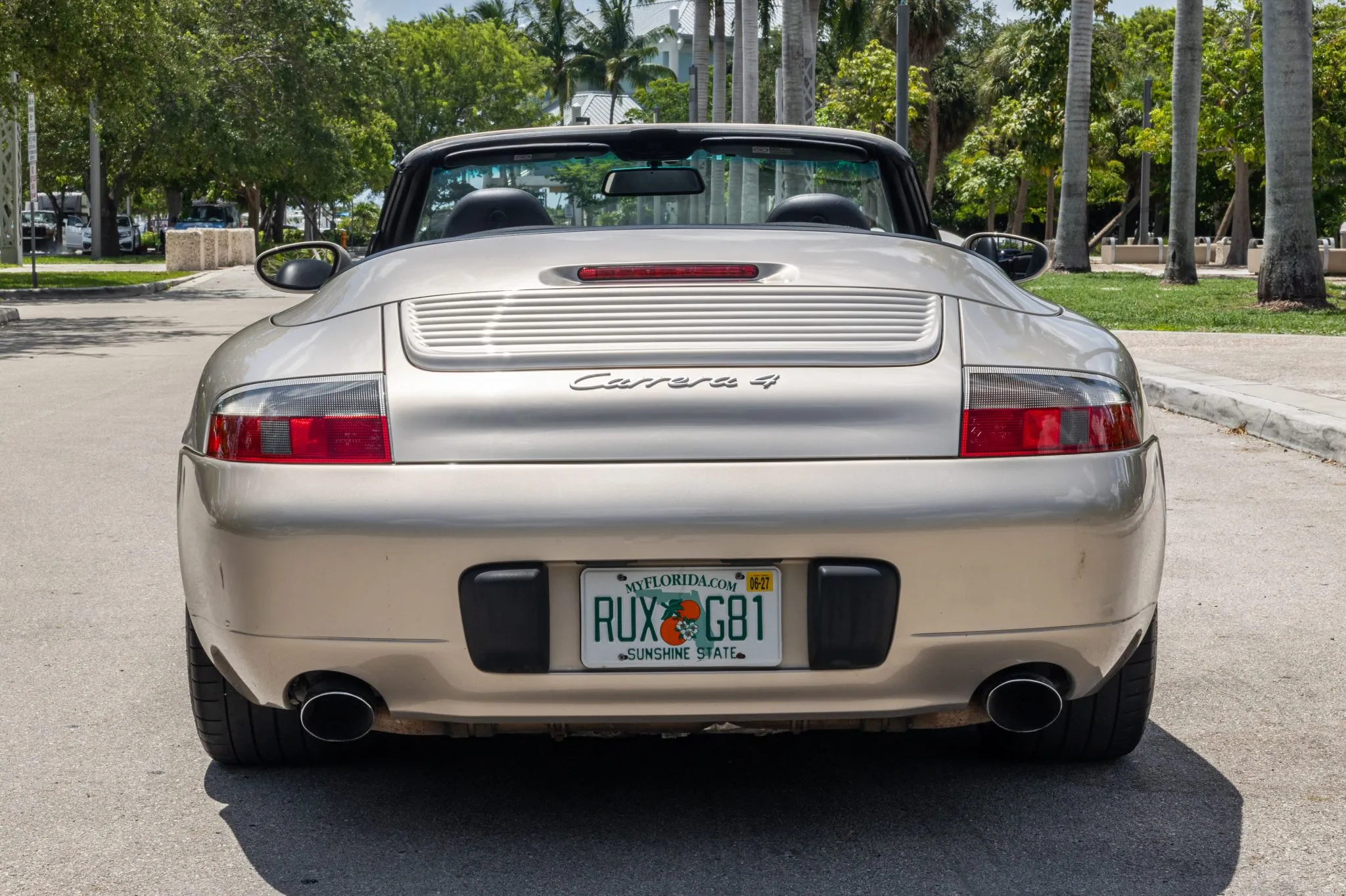 2000 Porsche 911 Carrera 4 Cabriolet in Mirage Metallic
