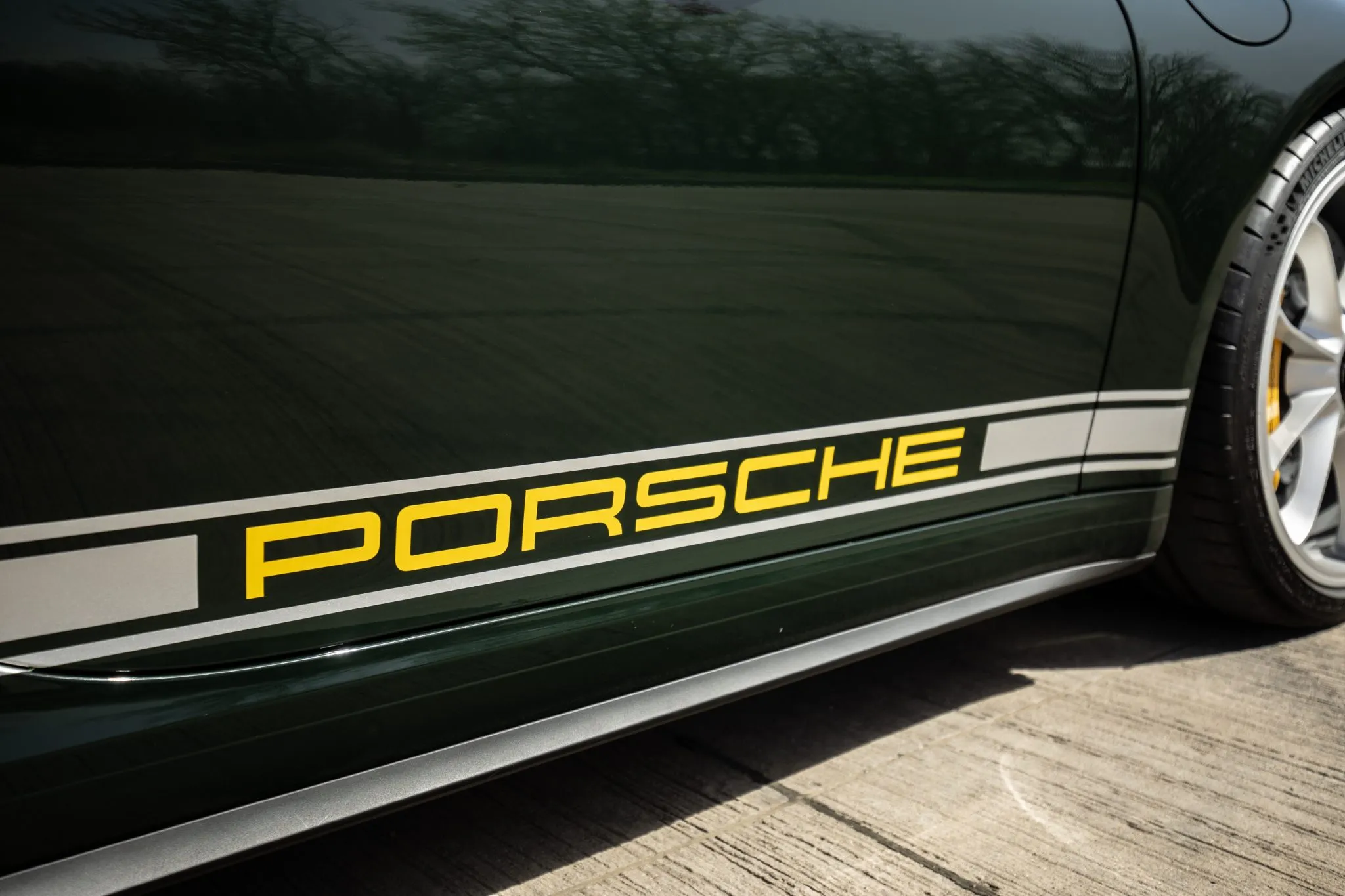 2019 Porsche 911 Speedster in Brewster Green