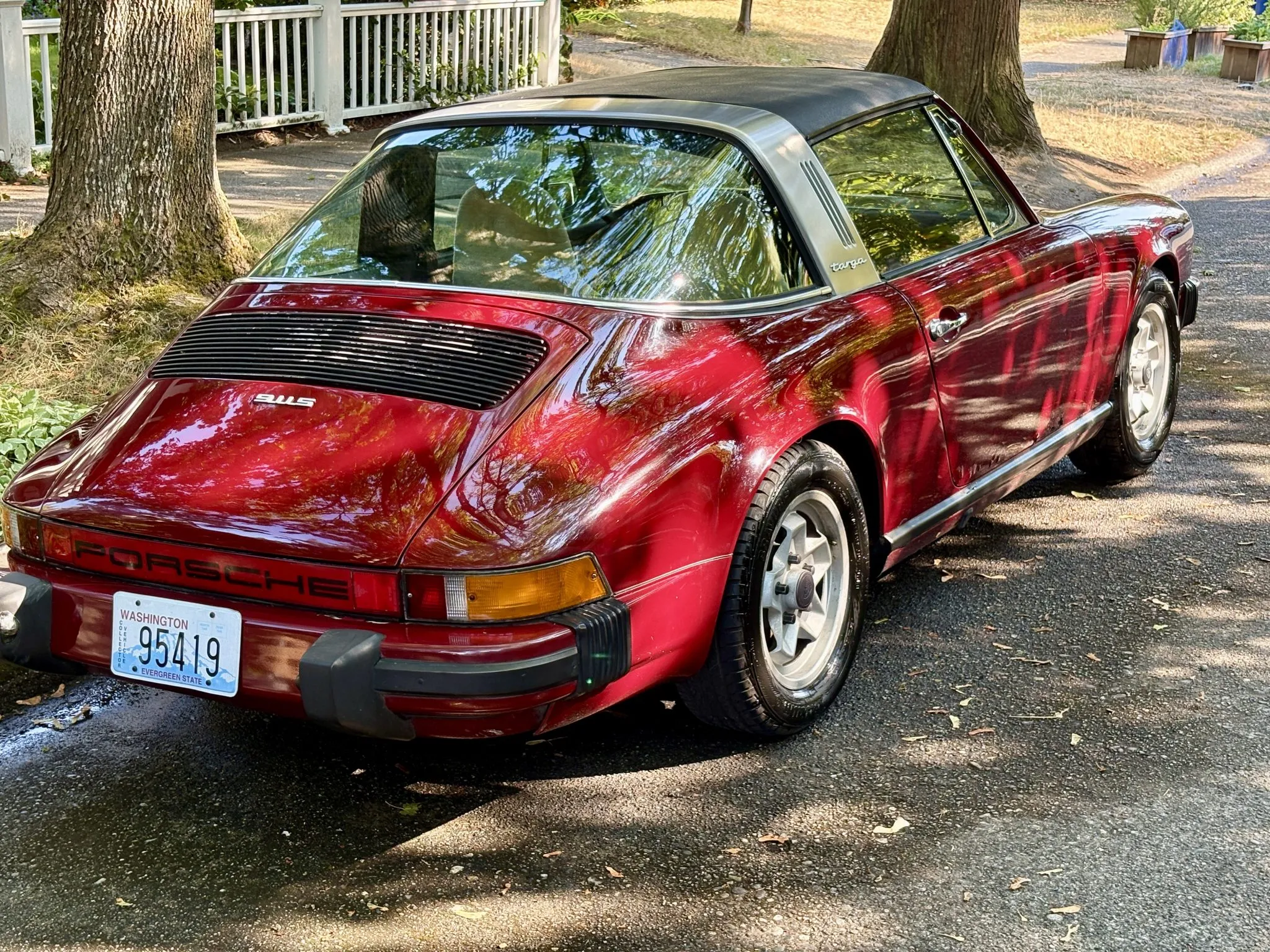 1974 Porsche 911 Targa in Brocade Red