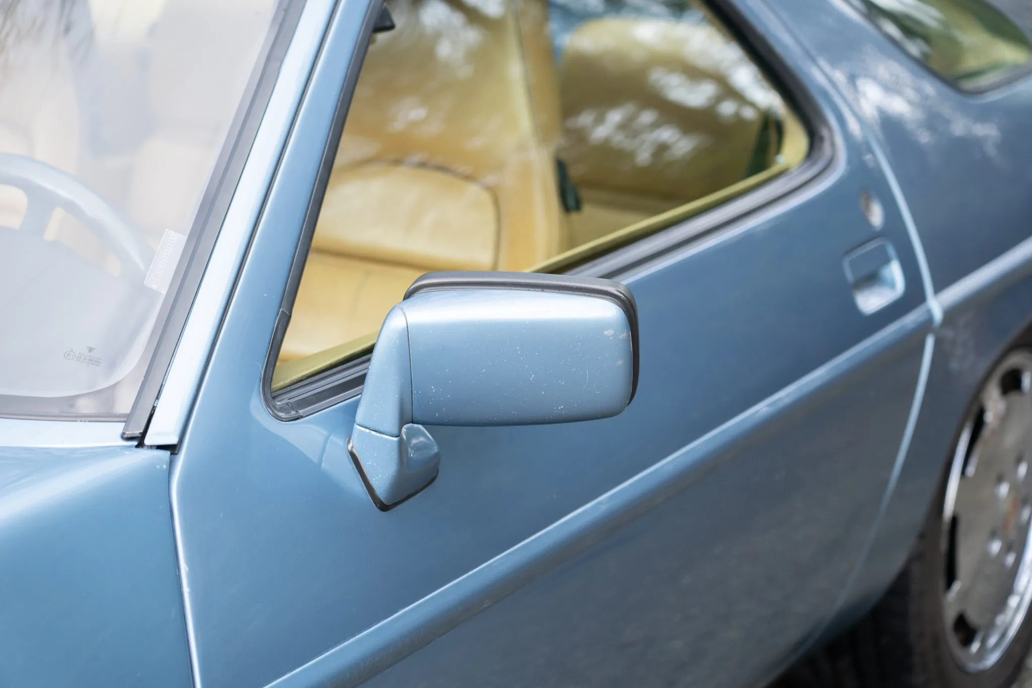 1986.5 Porsche 928S in Iris Blue Metallic
