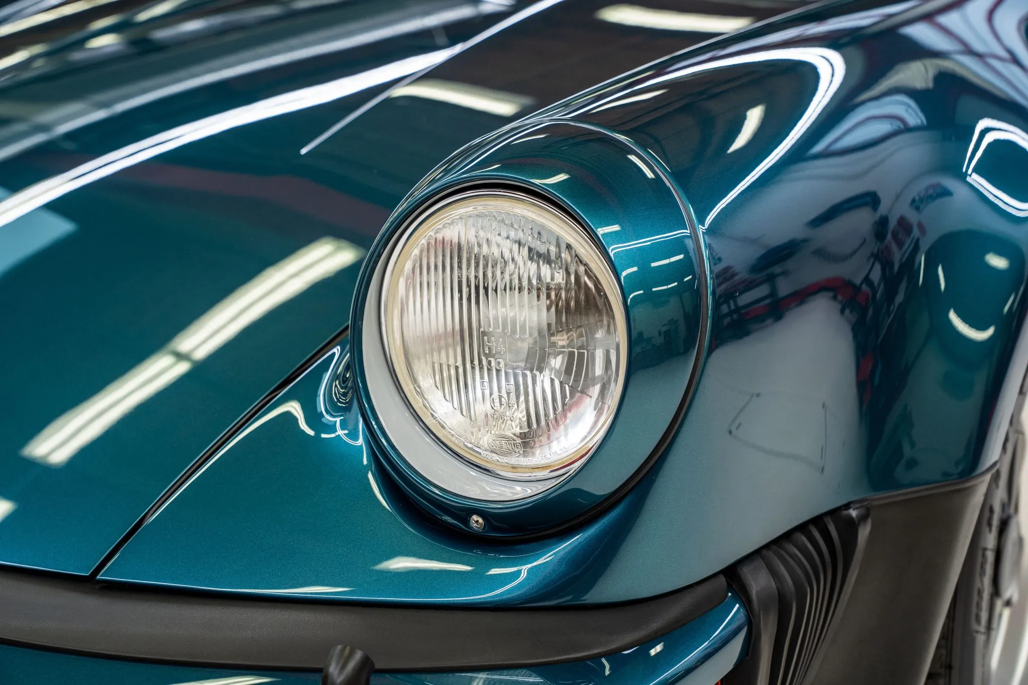 1979 Porsche 930 Turbo in Petrol Blue Metallic