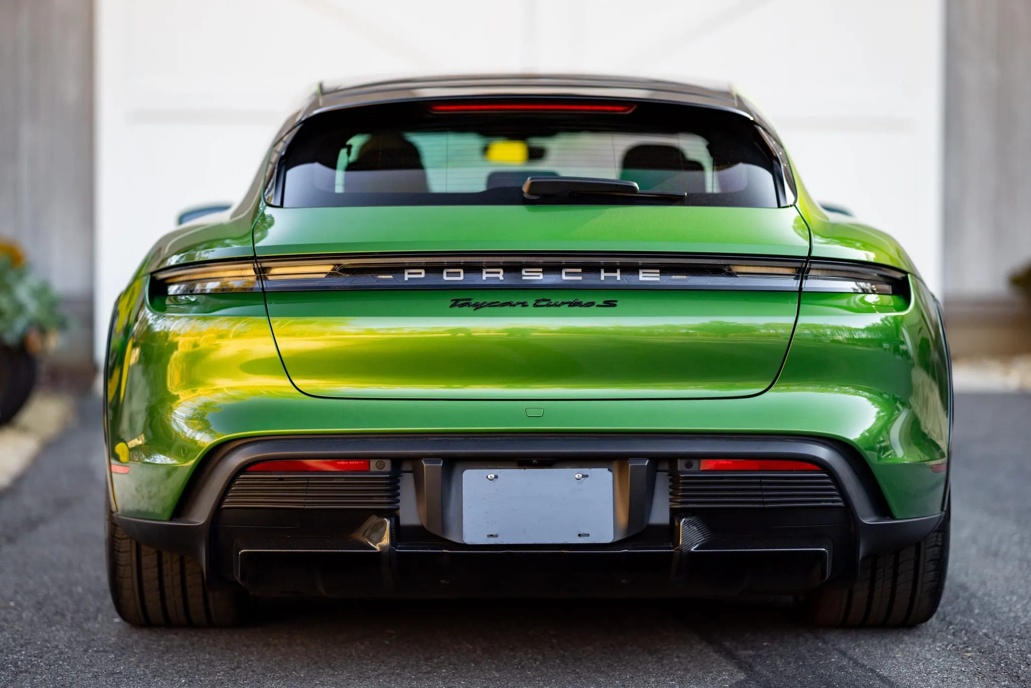 2022 Porsche Taycan Turbo S Cross Turismo in Mamba Green Metallic