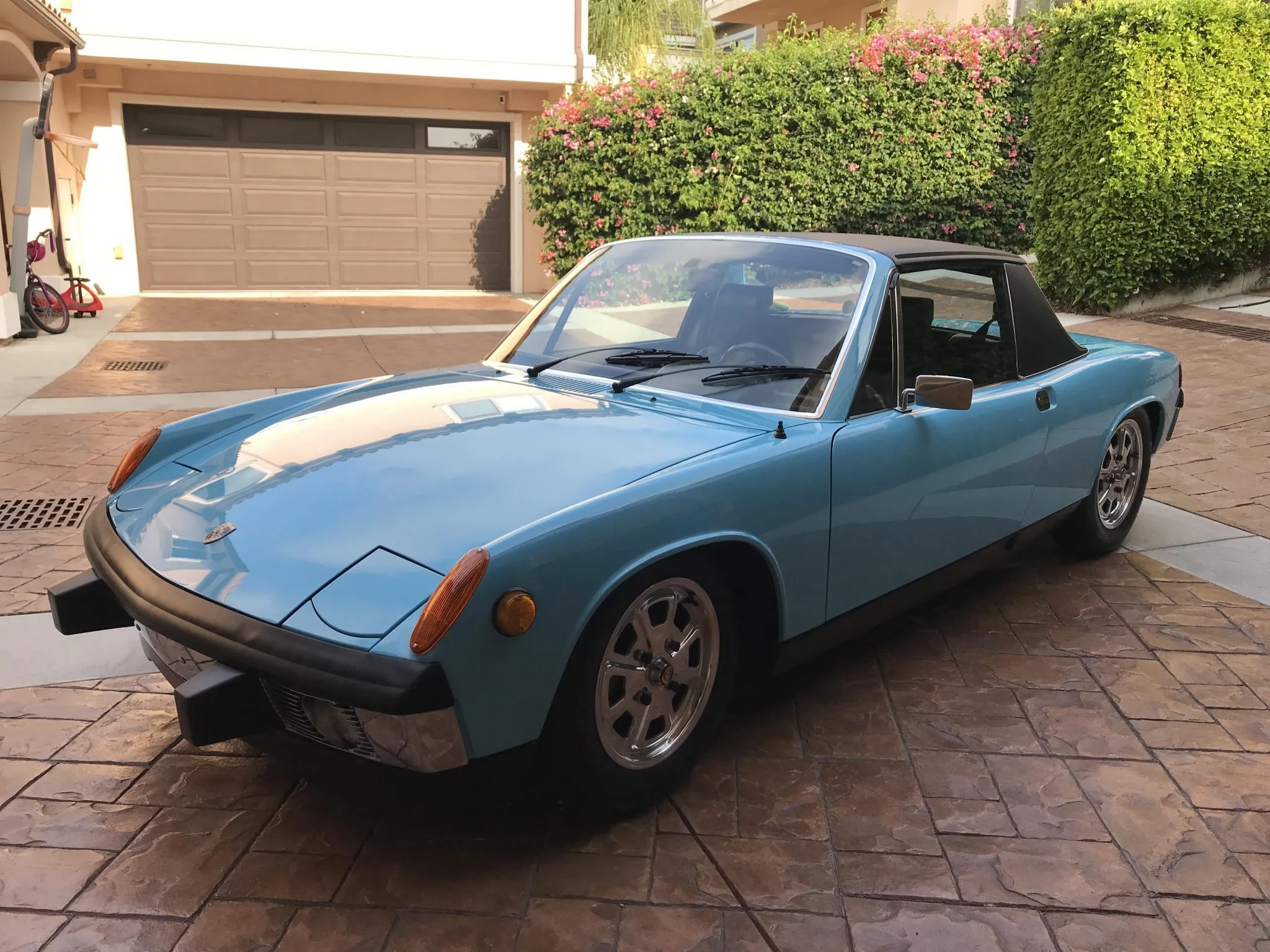 1974 Porsche 914 in Olympic Blue