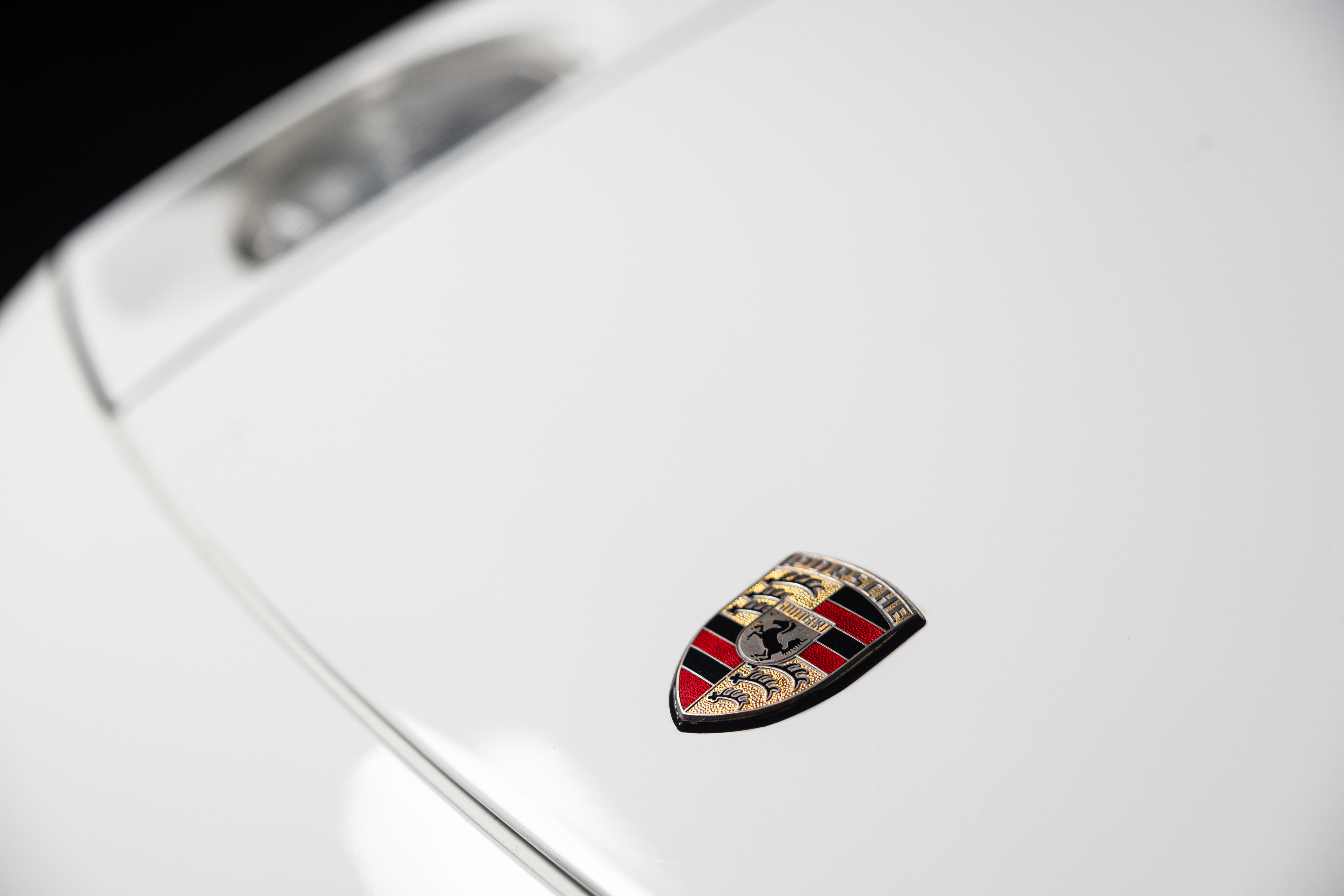 1987 Porsche 928 S4 Club Sport 'Prototype' in Grand Prix White