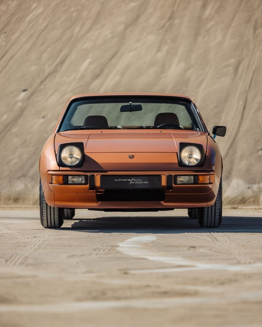 1976 Porsche 924 in Copper Metallic