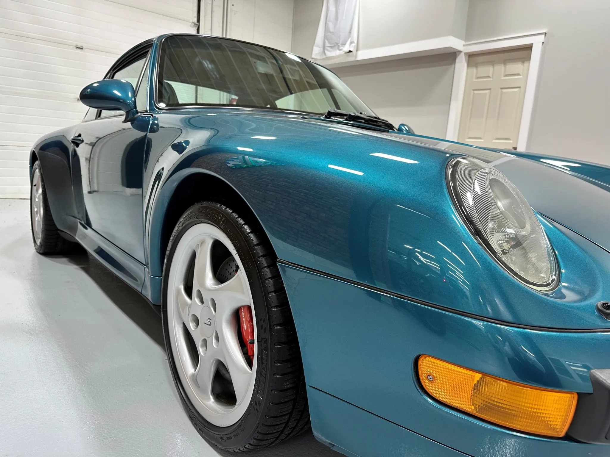 1996 Porsche 911 Carrera 4S In Ultraviolet