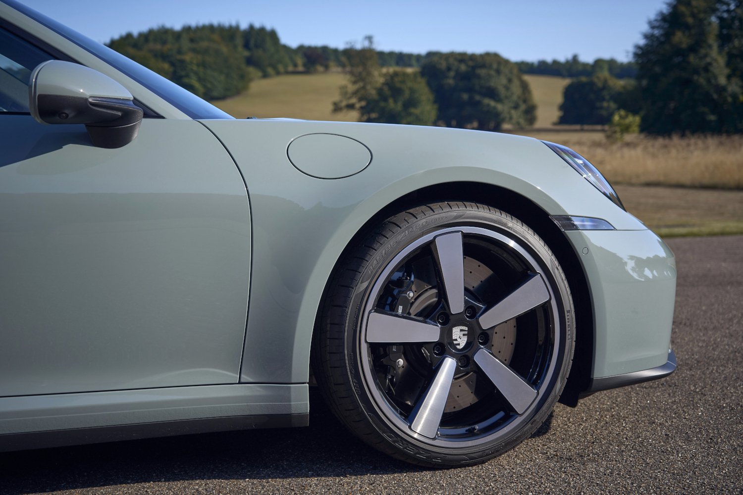 2026 Porsche 911 Carrera S In Shade Green Metallic