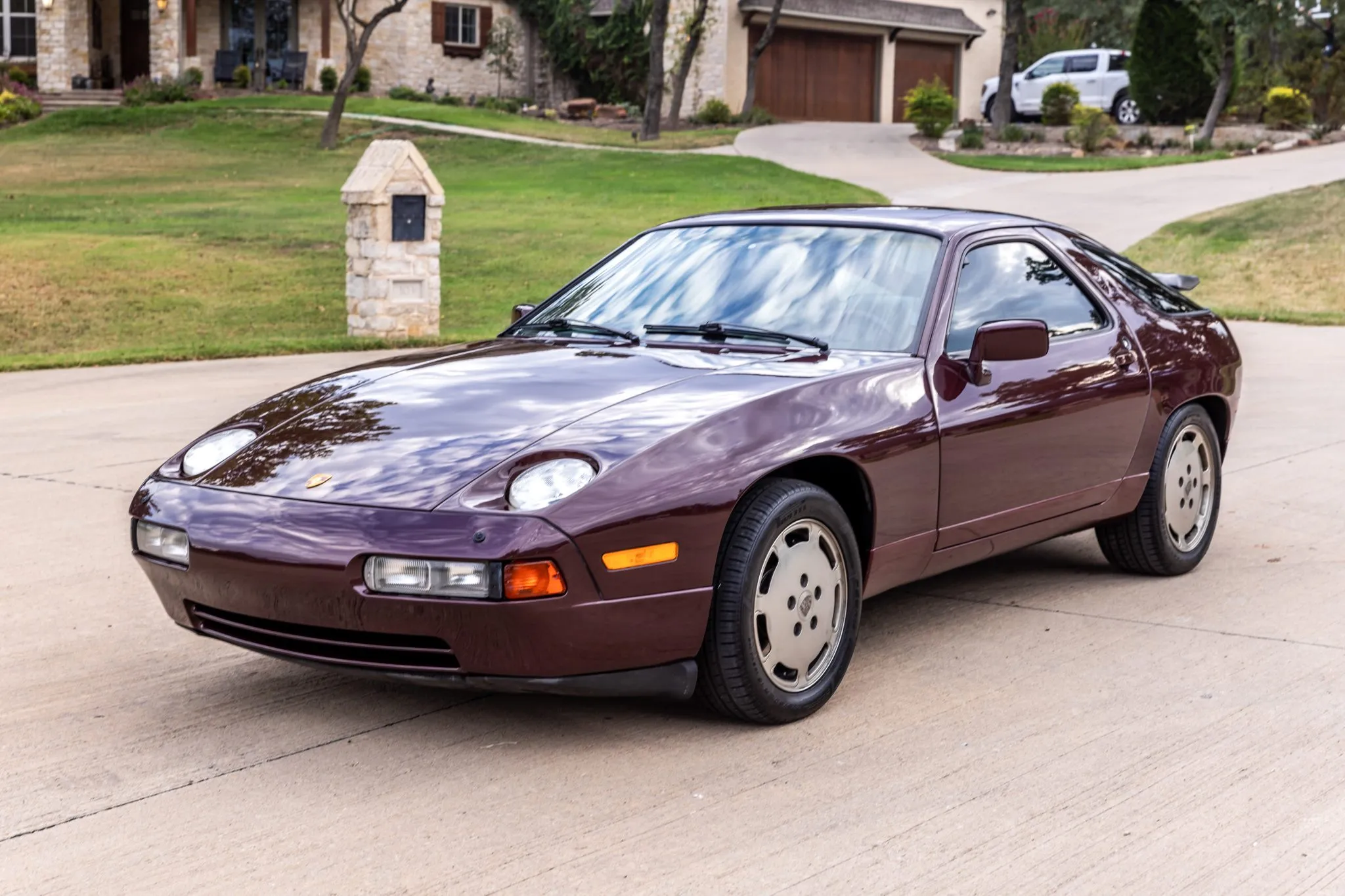 1987 Porsche 928 S4 in Maraschino Red Metallic