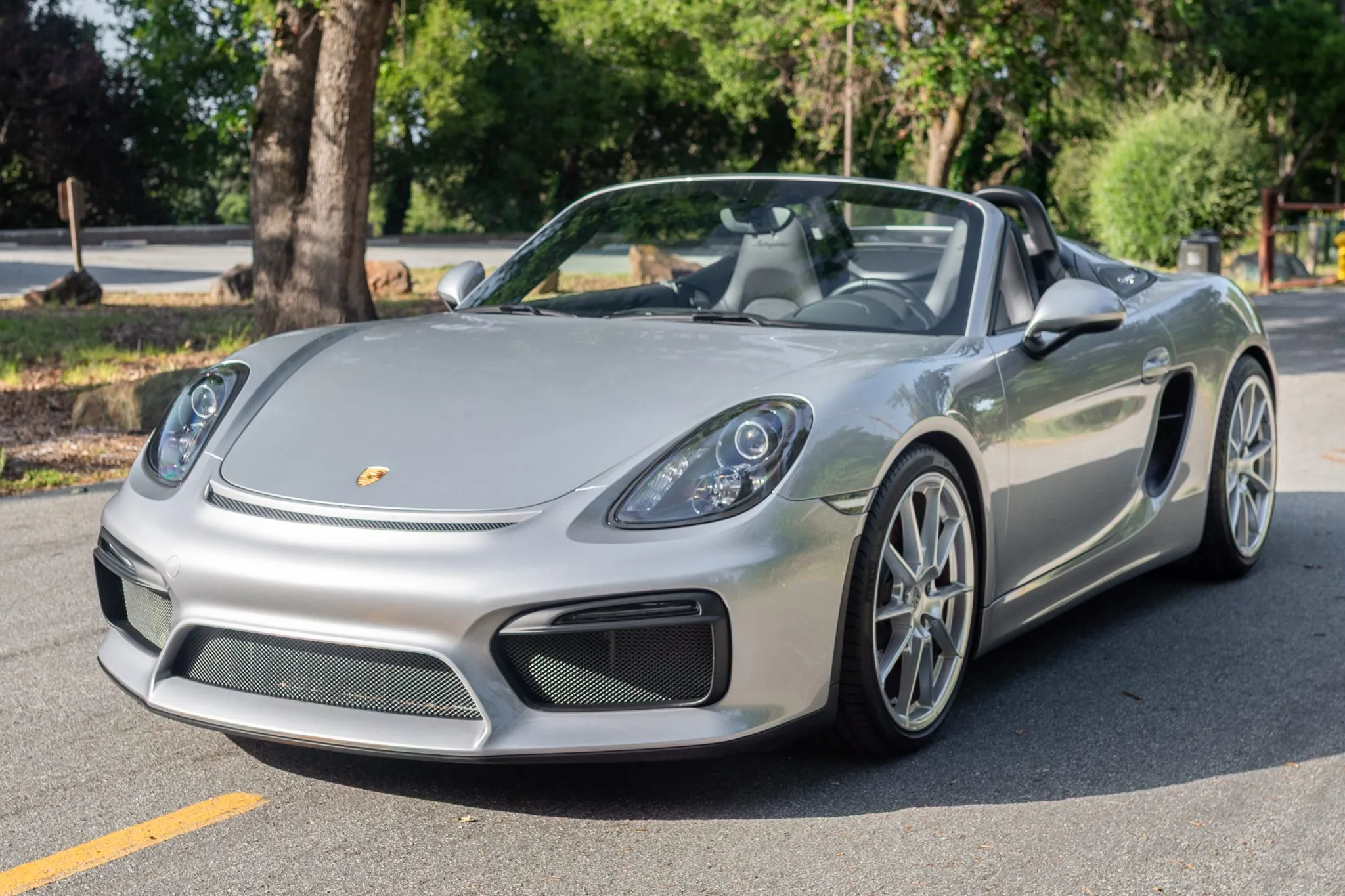 2016 Porsche Boxster Spyder in GT Silver Metallic