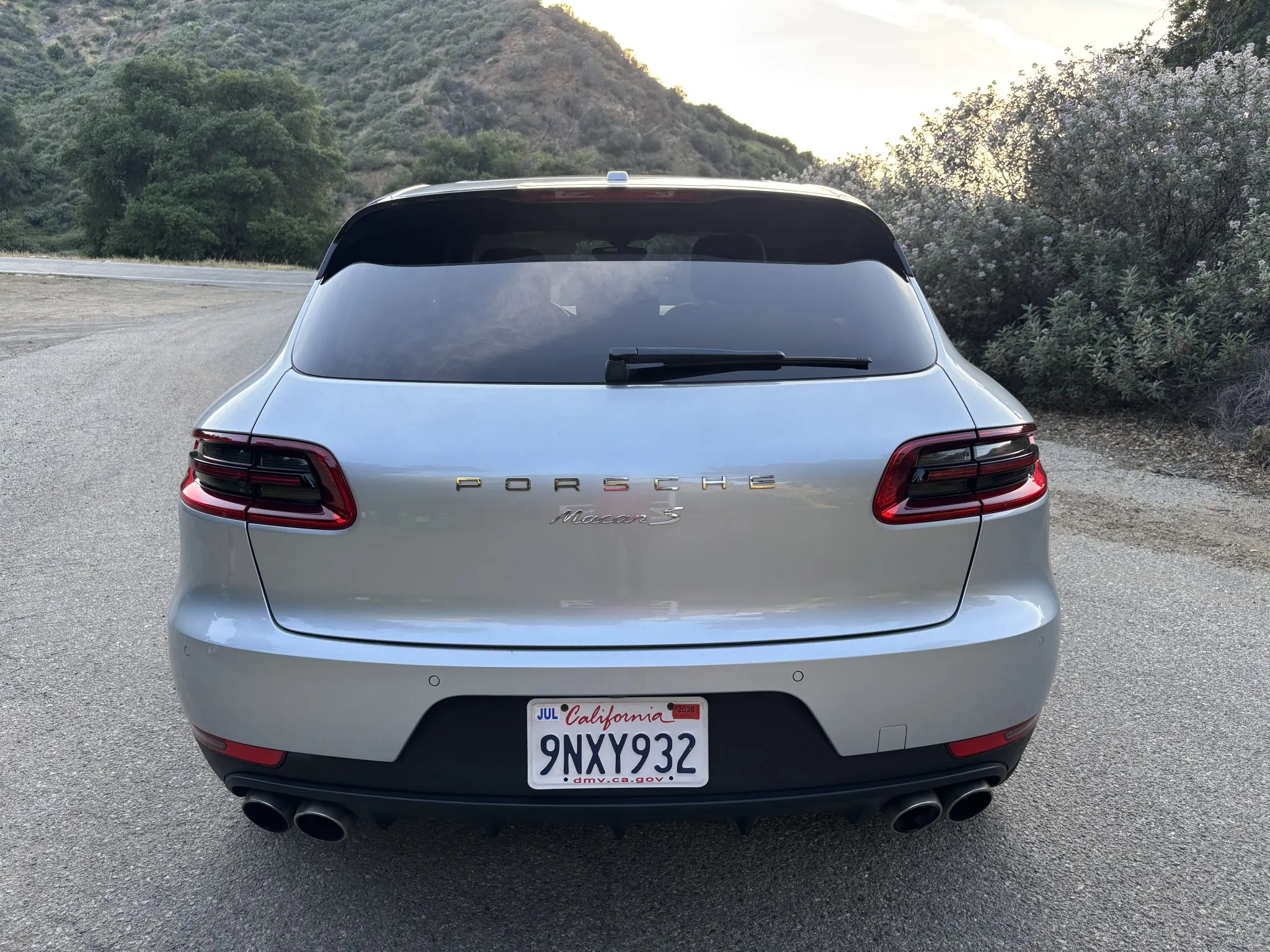 2016 Porsche Macan S in Rhodium Silver Metallic