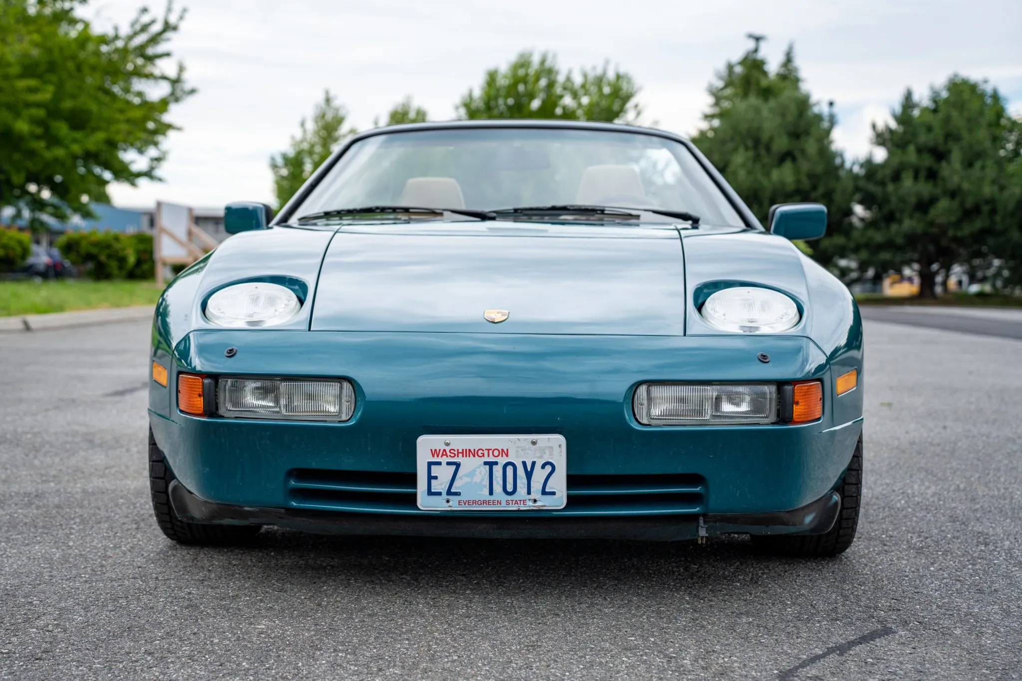 1989 Porsche 928 S4 Cabriolet in Murano Green