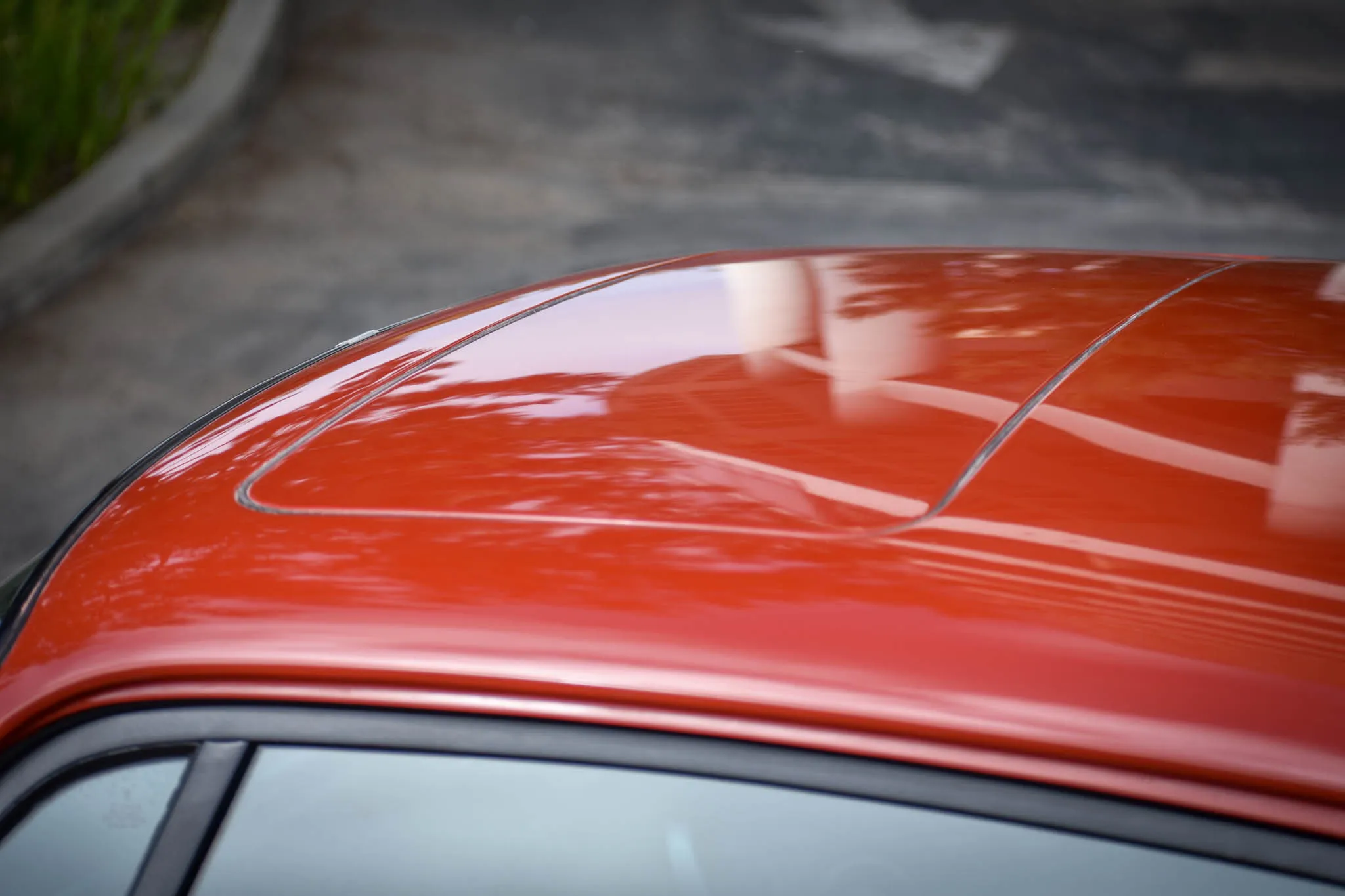 1977 Porsche 911S in Peru Red