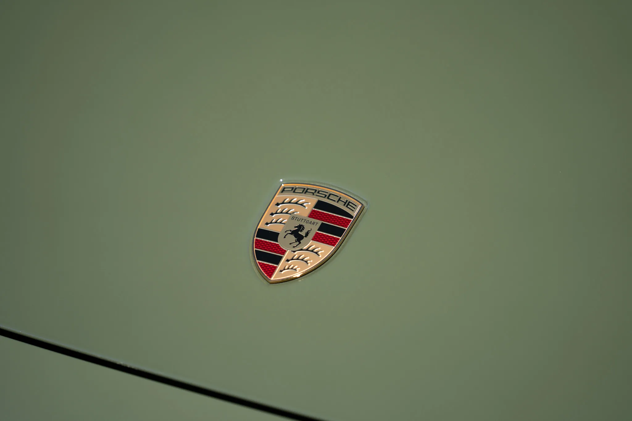 2026 Porsche 911 Carrera T Coupe 6-Speed in Nato Olive