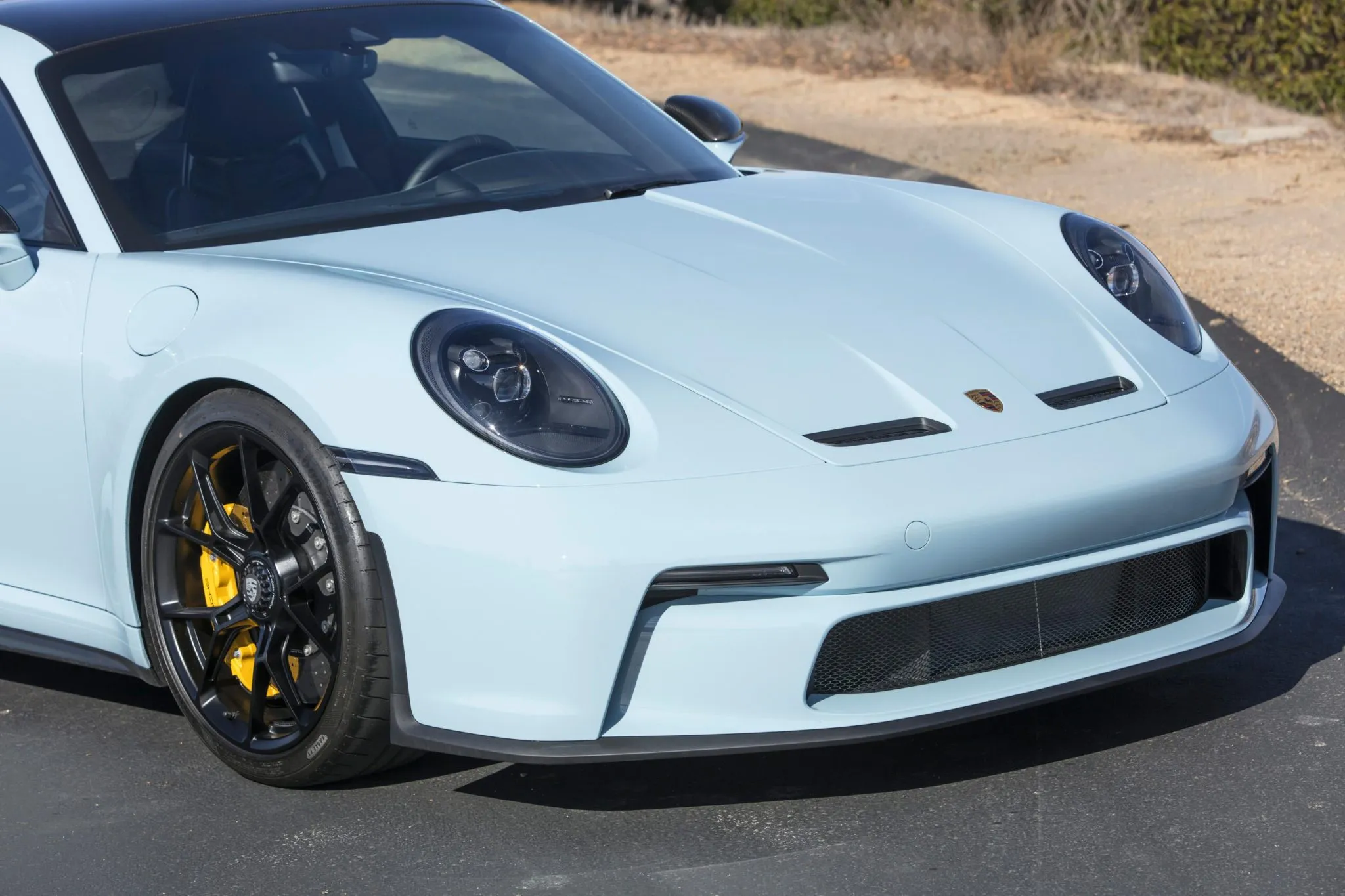 2022 Porsche 911 GT3 Touring in Meissen Blue