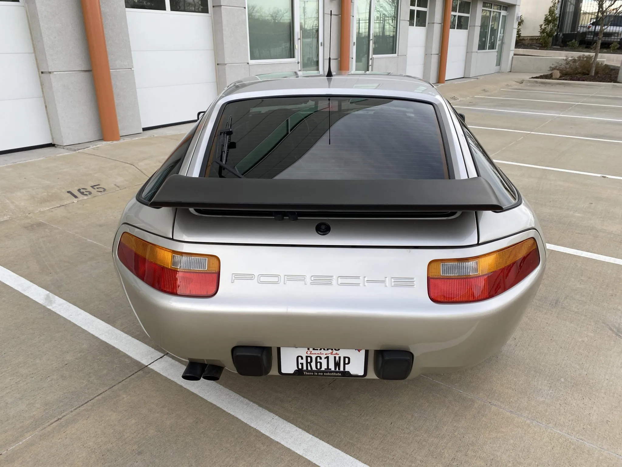 1990 Porsche 928 S4 in Linen Metallic