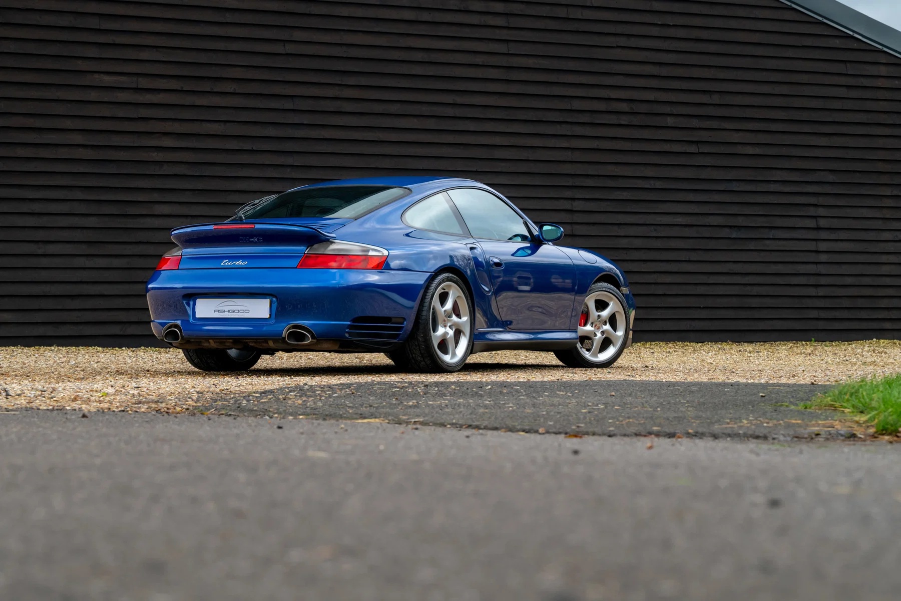 2002 Porsche 911 Turbo in Cobalt Blue Metallic