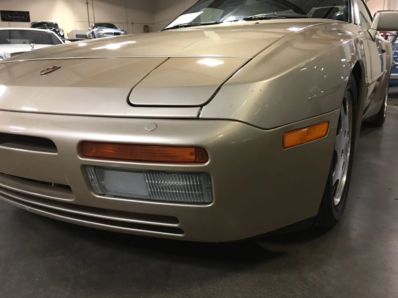 1989 Porsche 944 Turbo in Bamboo Metallic