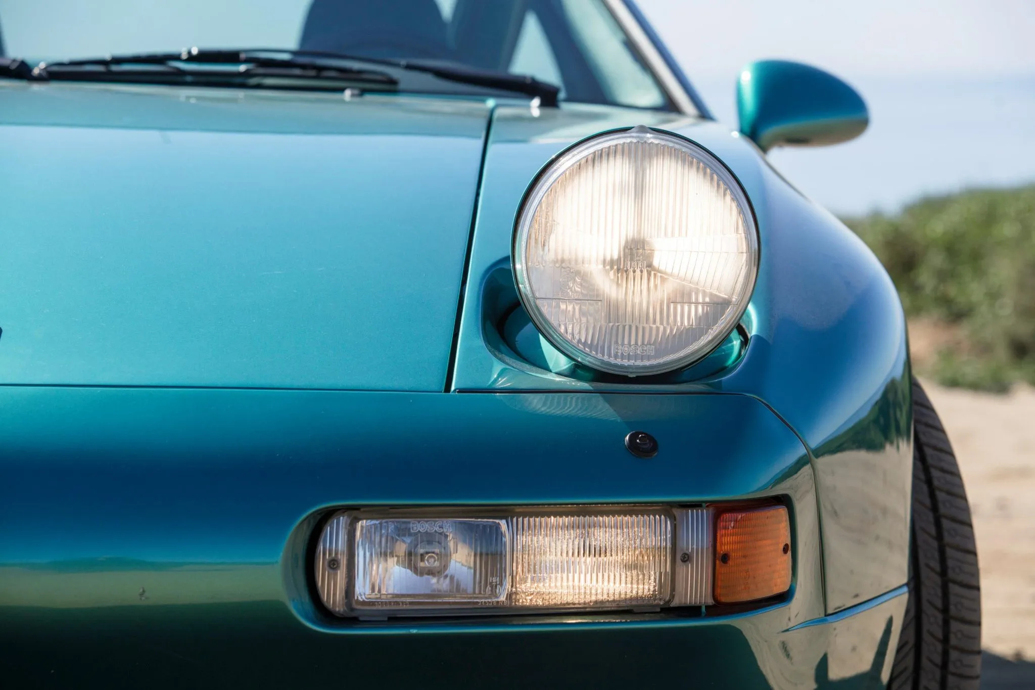 1992 Porsche 928 GTS in Wimbledon Green Metallic