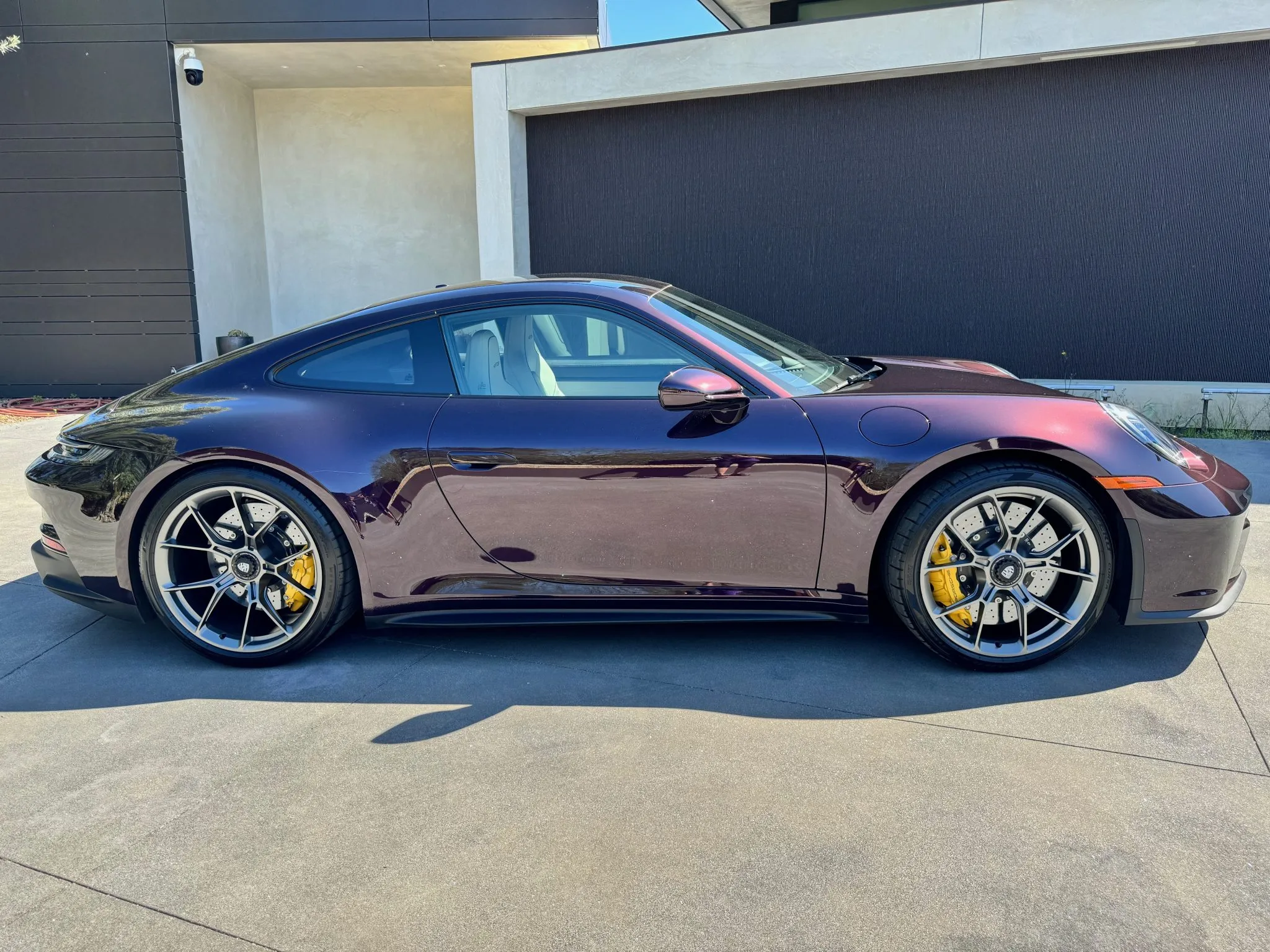 2022 Porsche 911 GT3 Touring in Amethyst Metallic