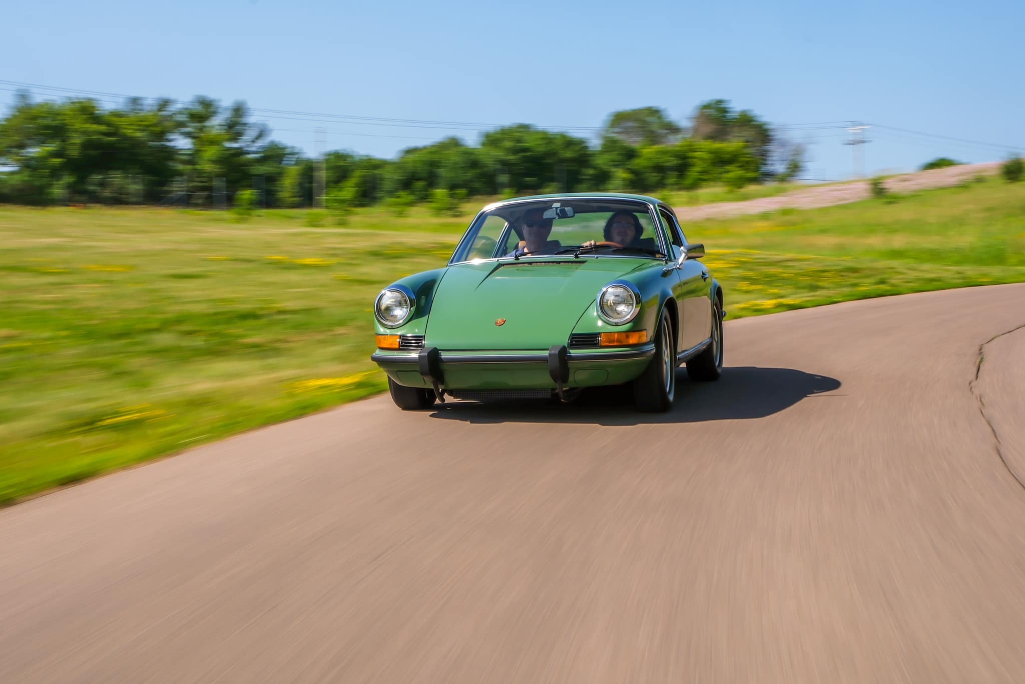 1973 Porsche 911T in Bush (Leaf) Green