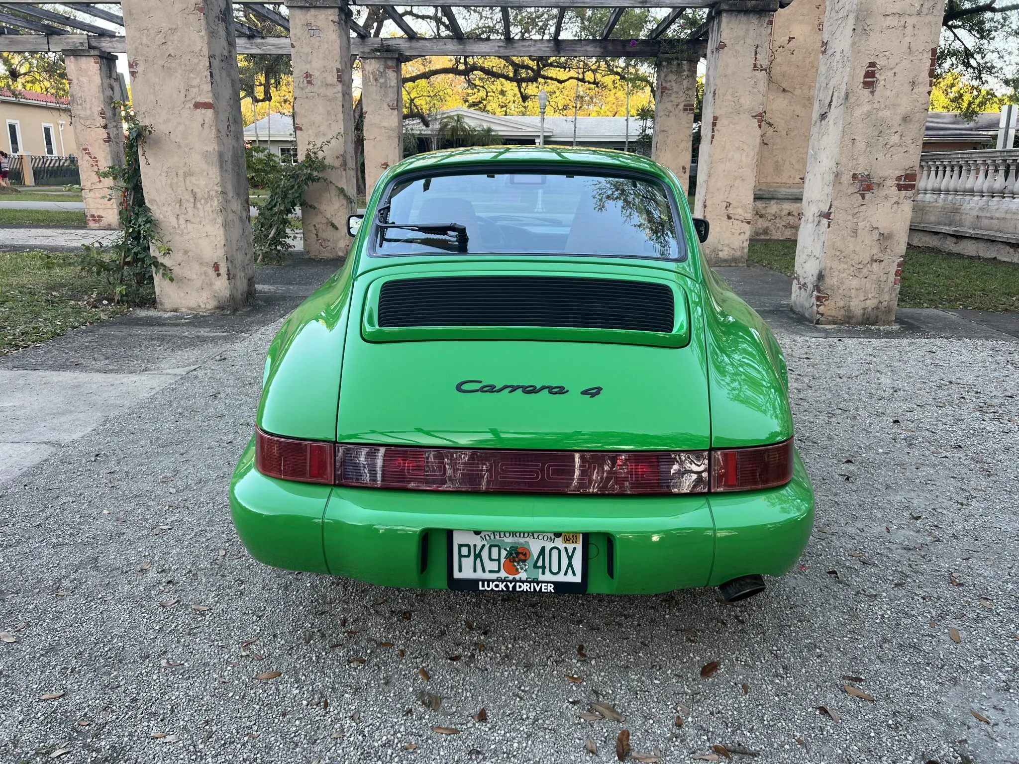 1990 Porsche 911 Carrera 4 Coupe 5-Speed in Speedway Green