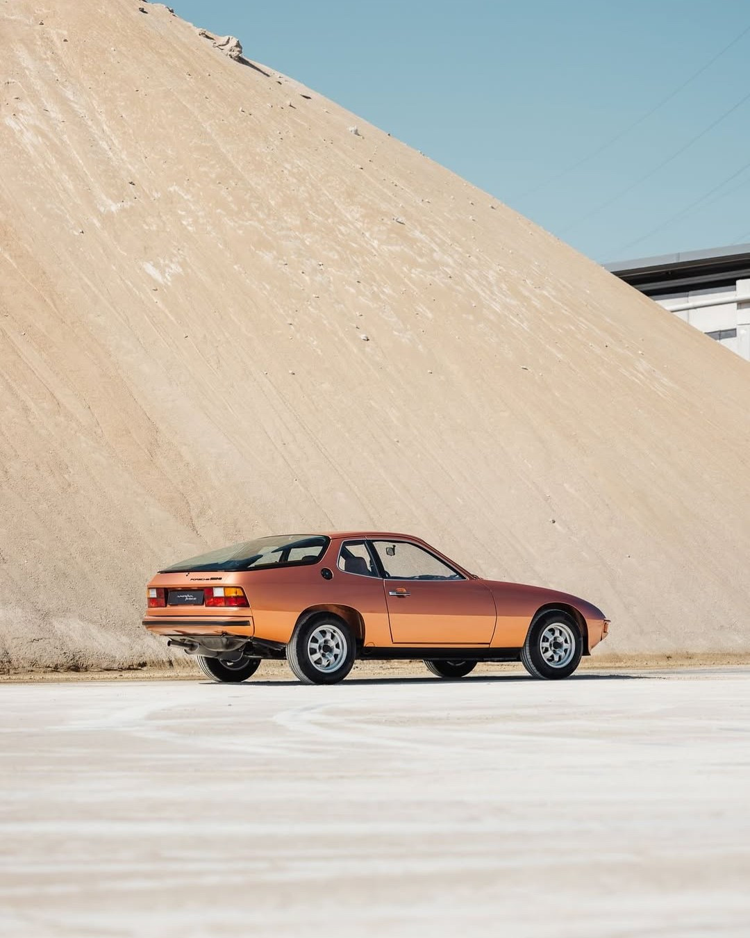 1976 Porsche 924 in Copper Metallic