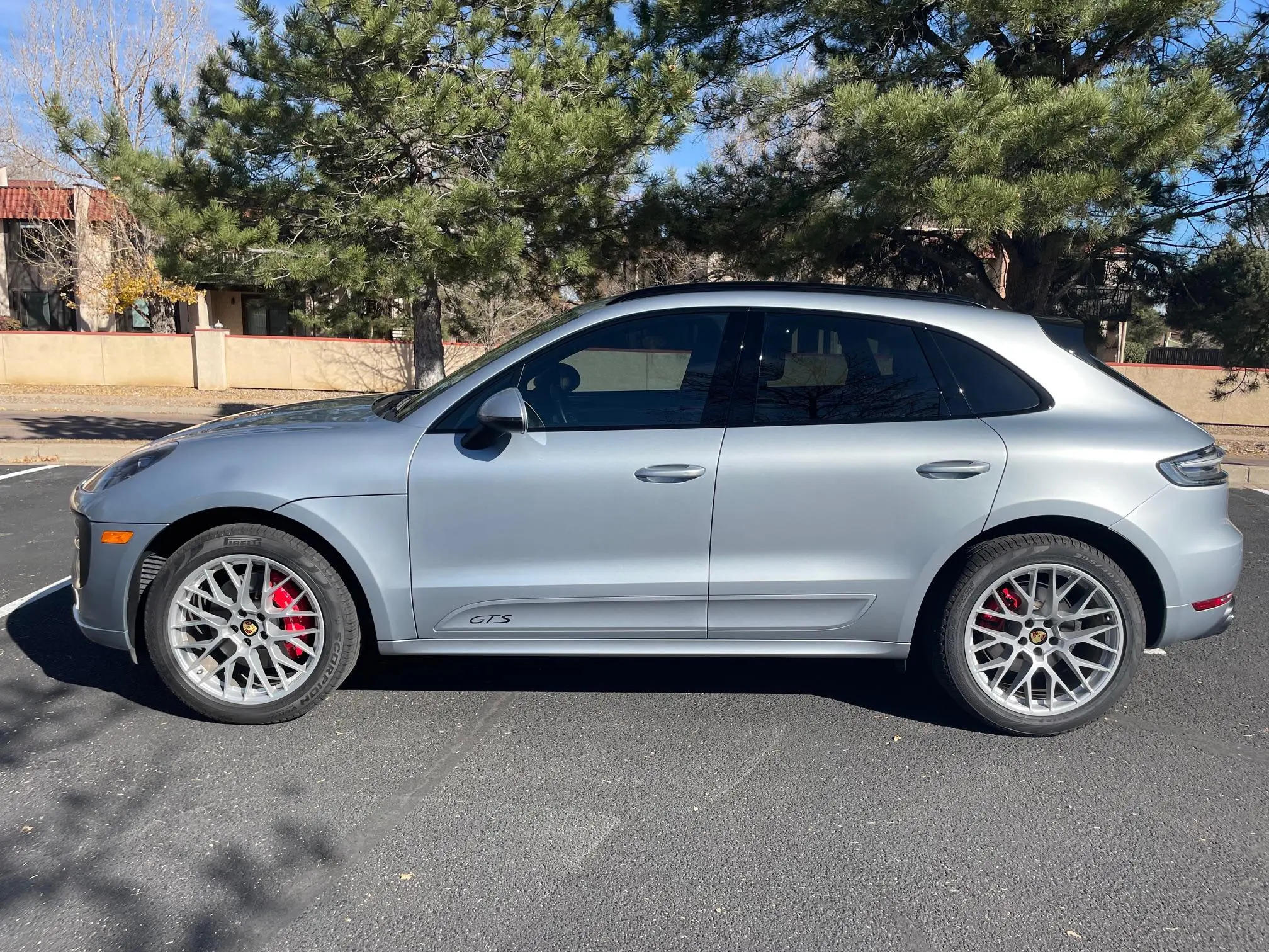2021 Porsche Macan GTS in Dolomite Silver Metallic