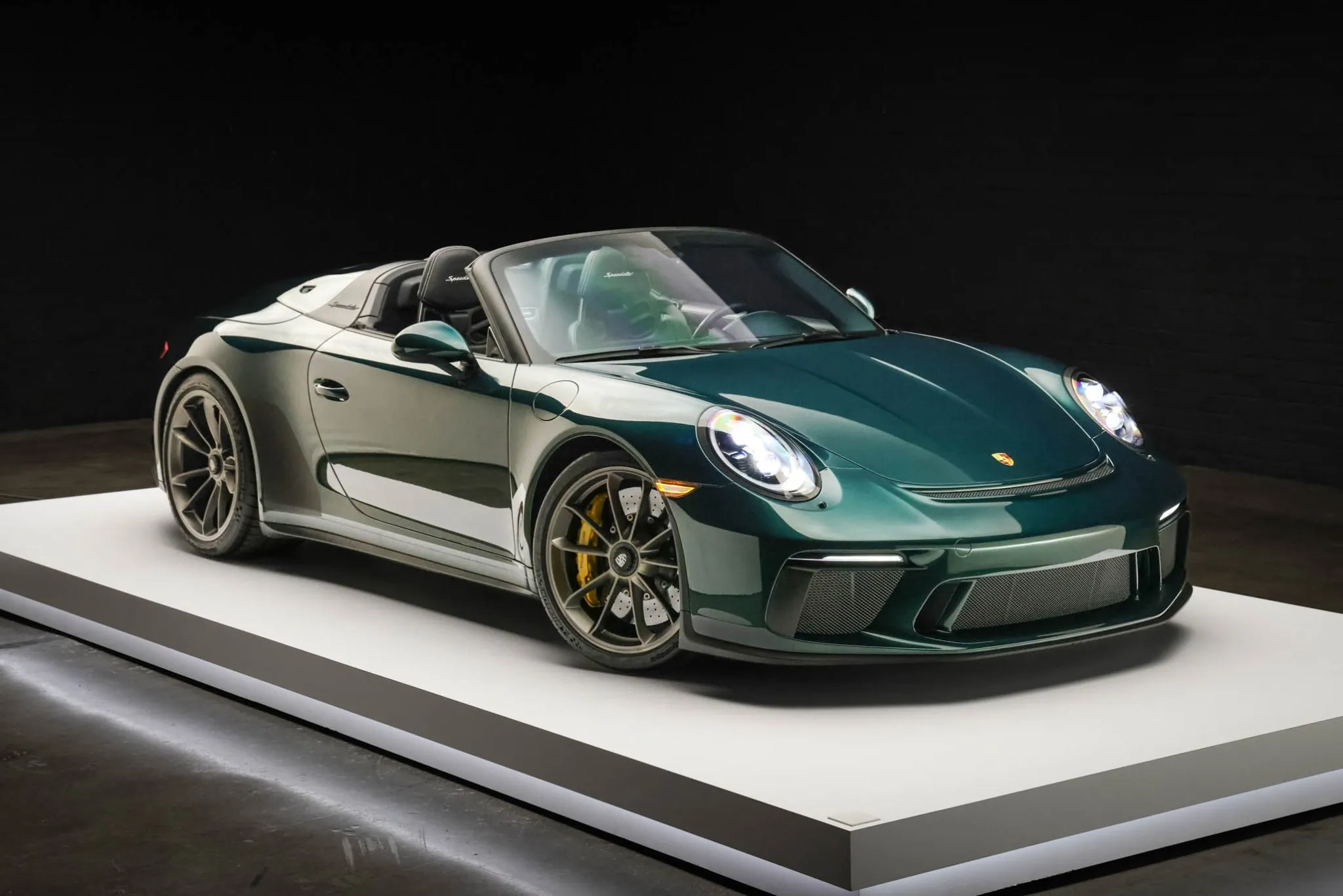 2019 Porsche 911 Speedster in Jet Green Metallic