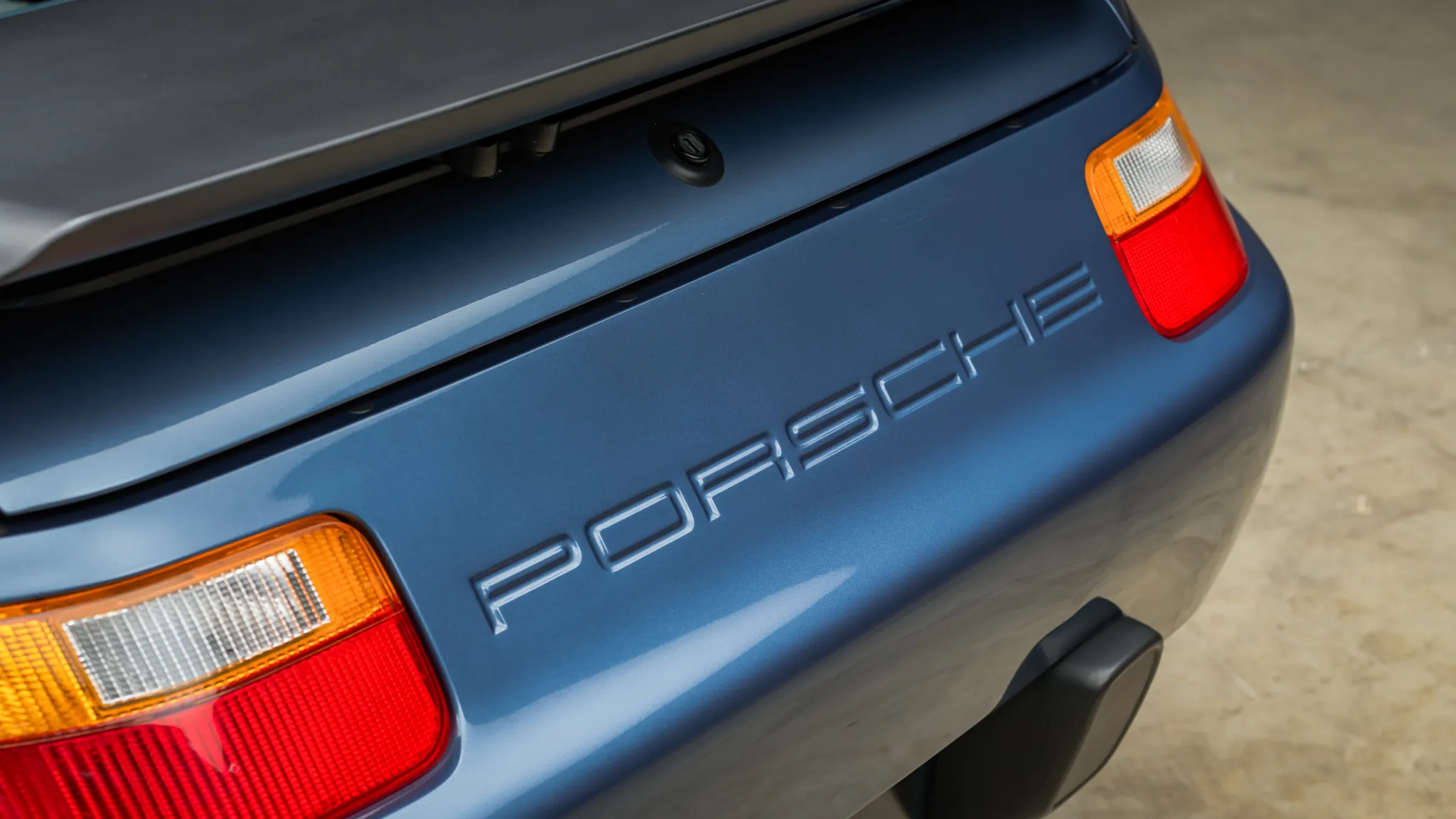 1989 Porsche 928 S4 in Dove Blue Metallic