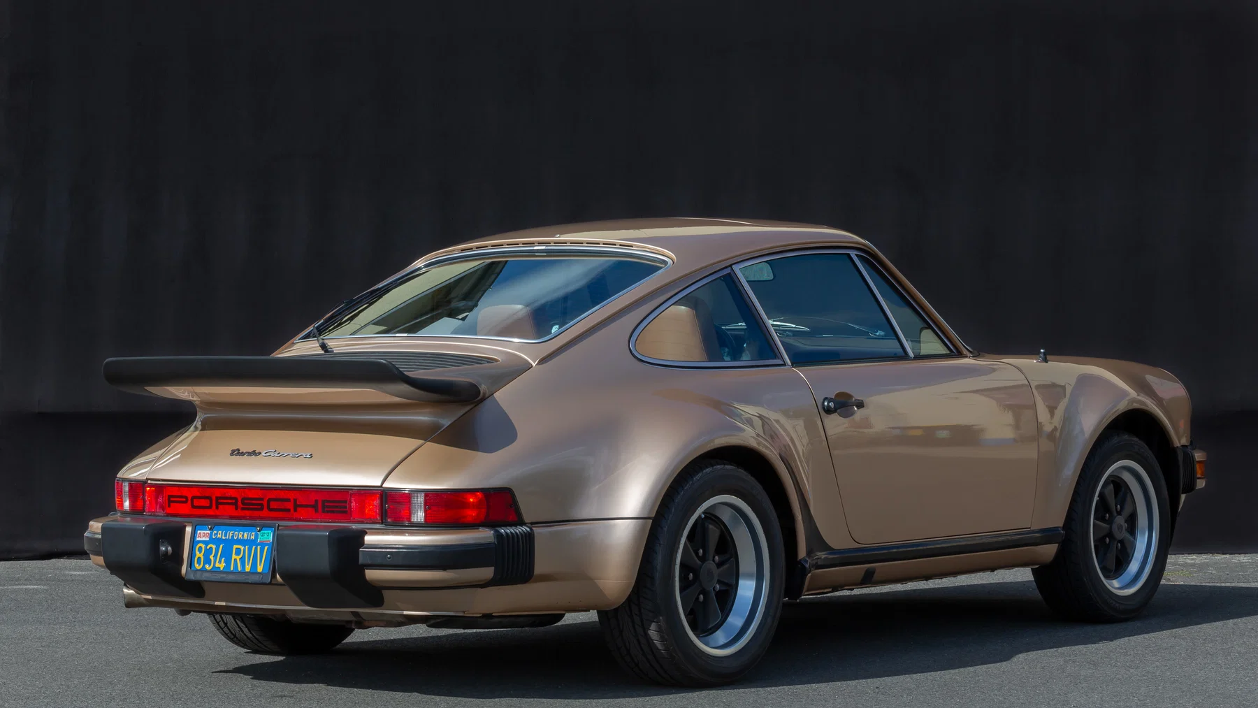 1977 Porsche 911 Turbo in Comet Diamond