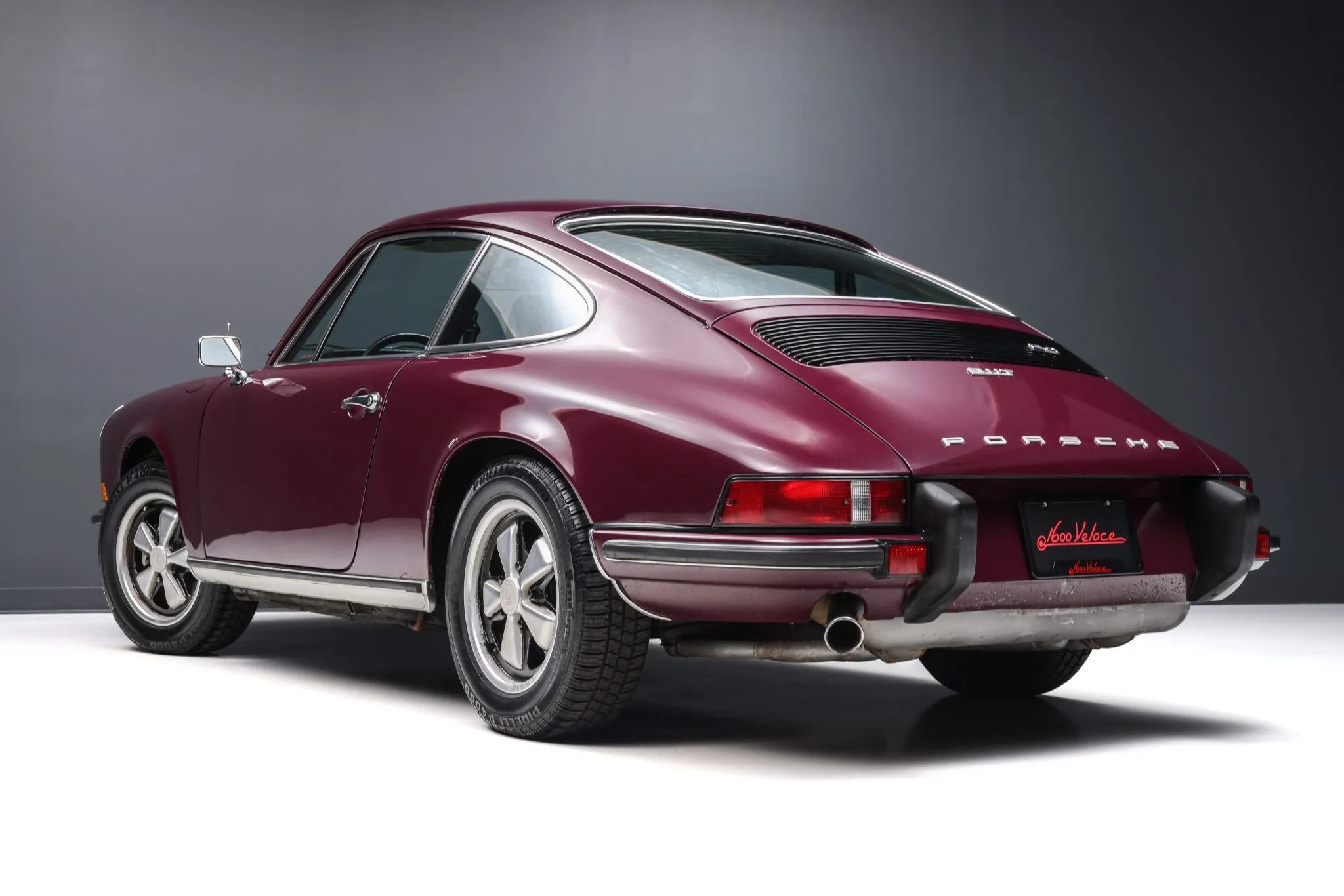 1973 Porsche 911T Coupe in Aubergine