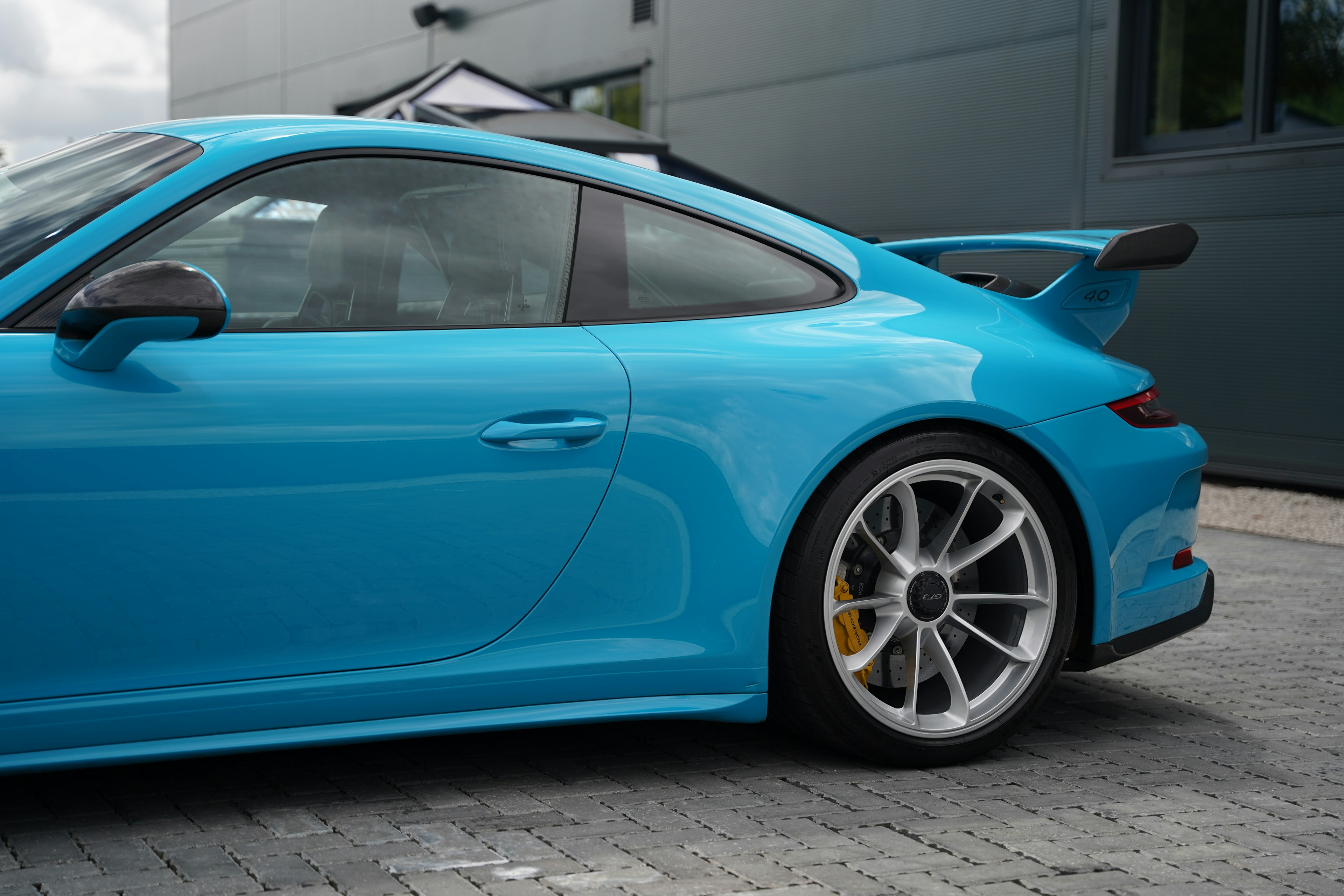 2017 Porsche 911 GT3 Clubsport in Miami Blue