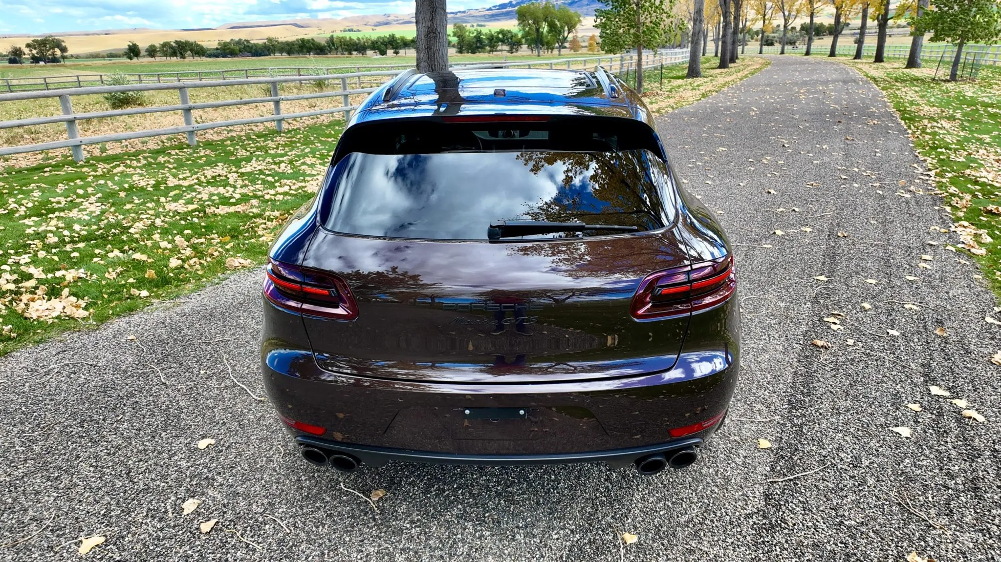 2017 Porsche Macan GTS in Mahogany Metallic