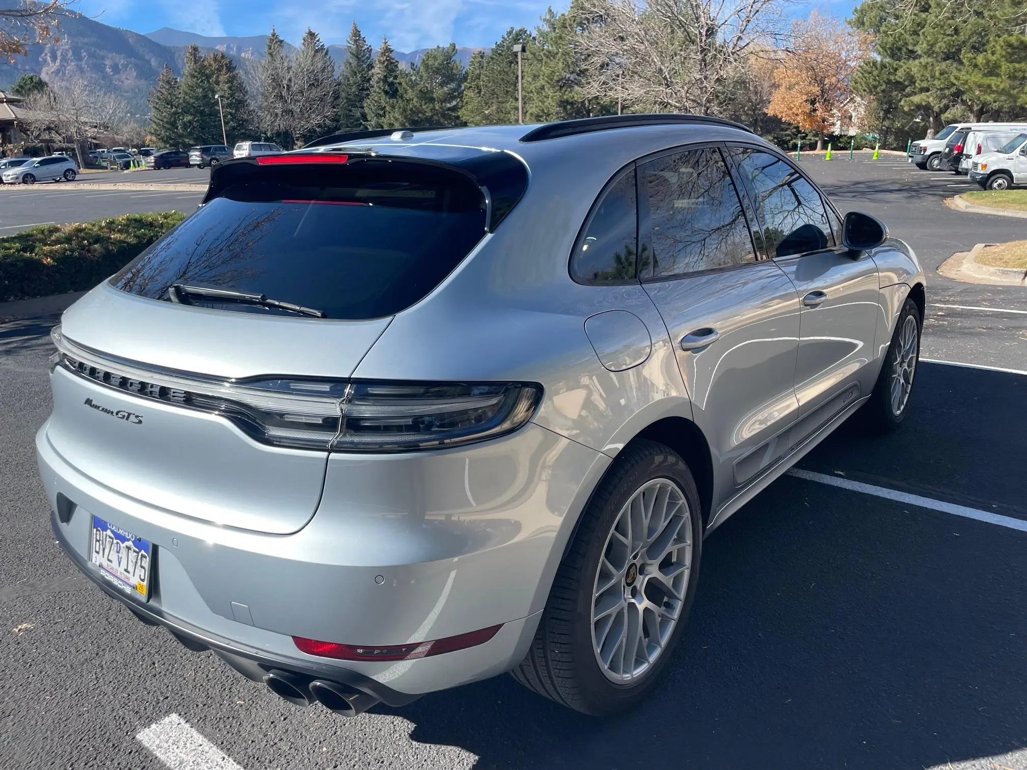 2021 Porsche Macan GTS in Dolomite Silver Metallic