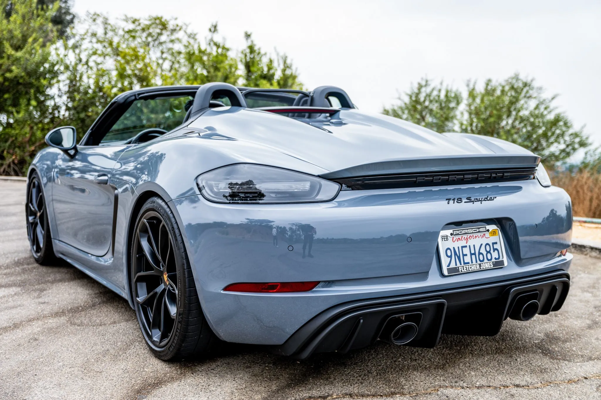 2023 Porsche 718 Spyder in Arctic Grey