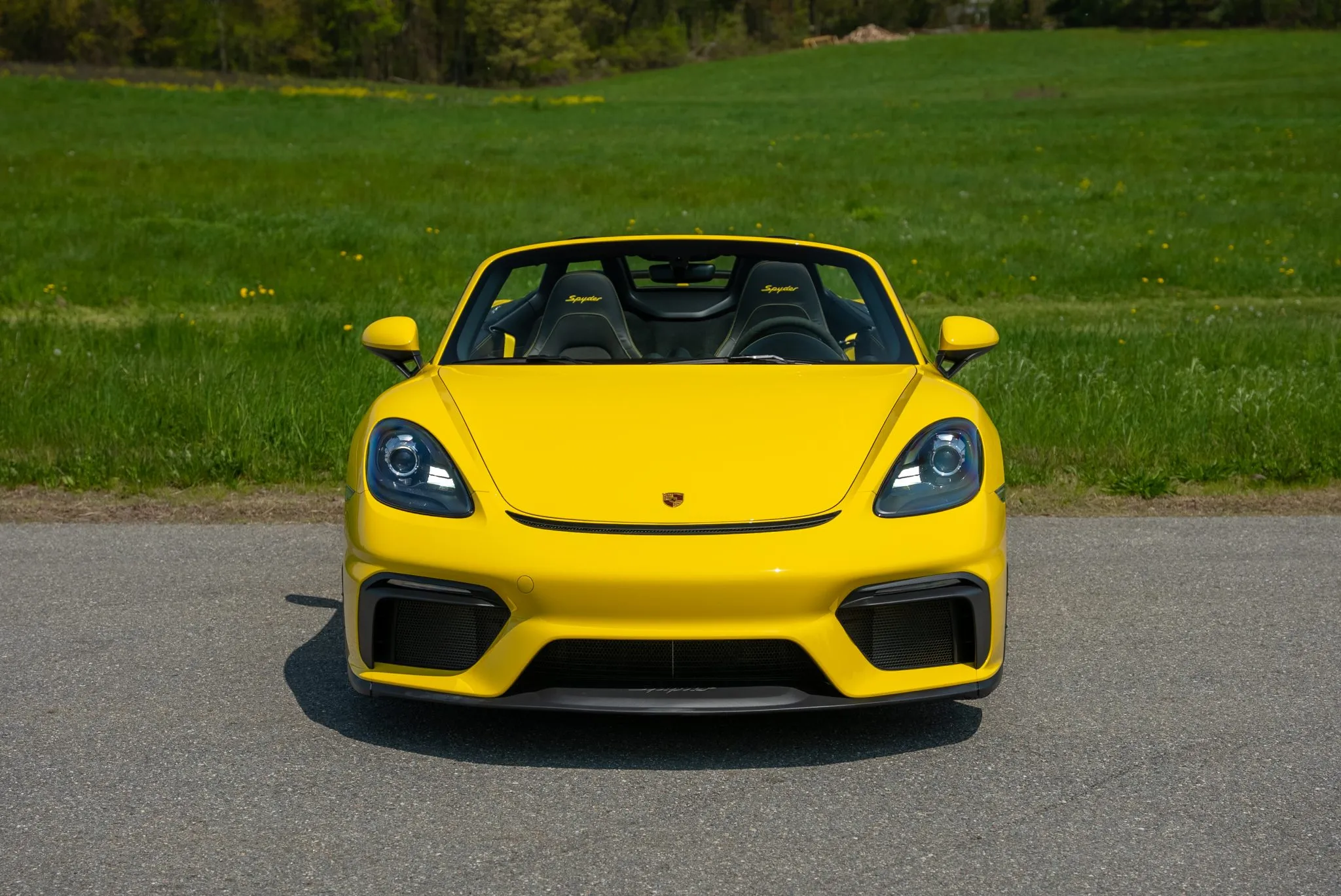 2021 Porsche 718 Spyder in Racing Yellow