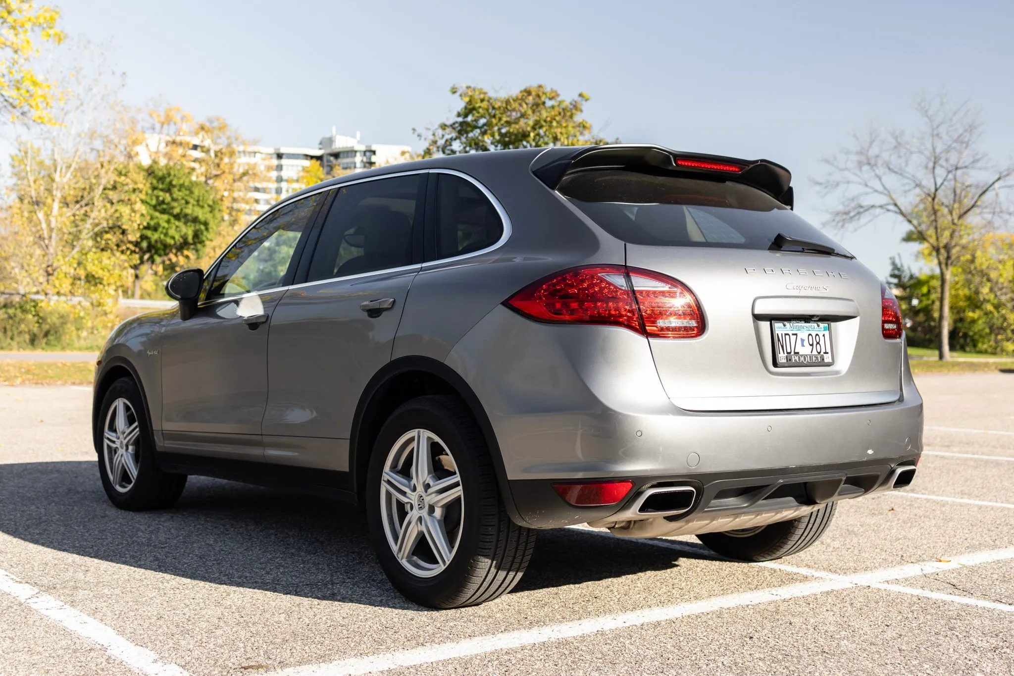 2011 Porsche Cayenne S Hybrid in Meteor Grey Metallic