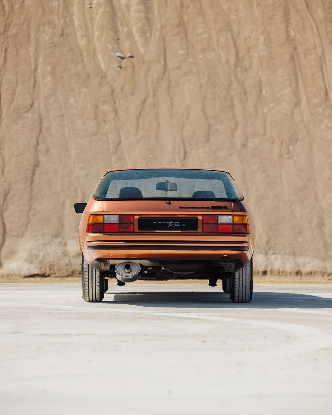 1976 Porsche 924 in Copper Metallic