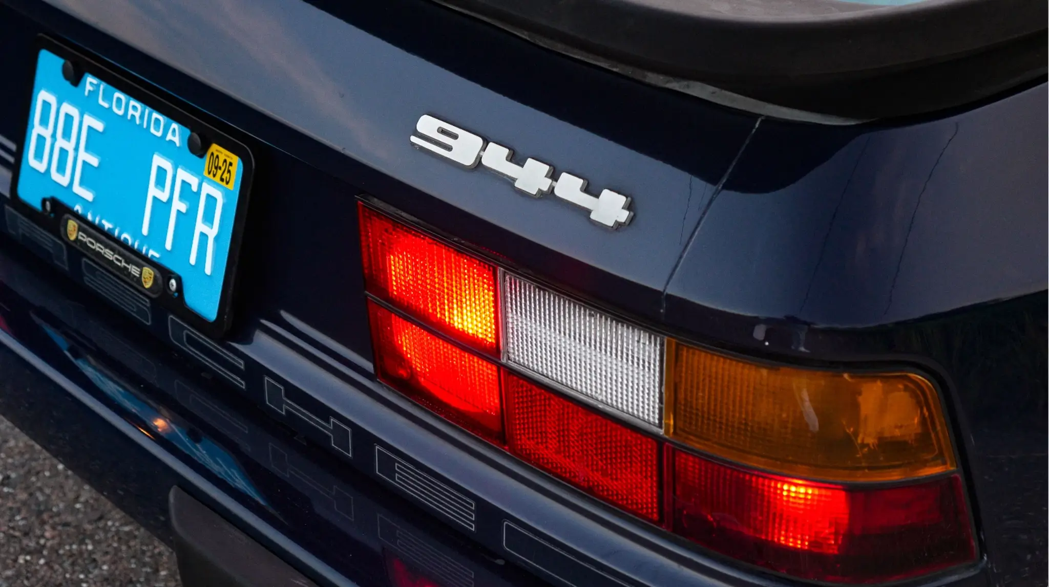 1987 Porsche 944 in Azurite Blue