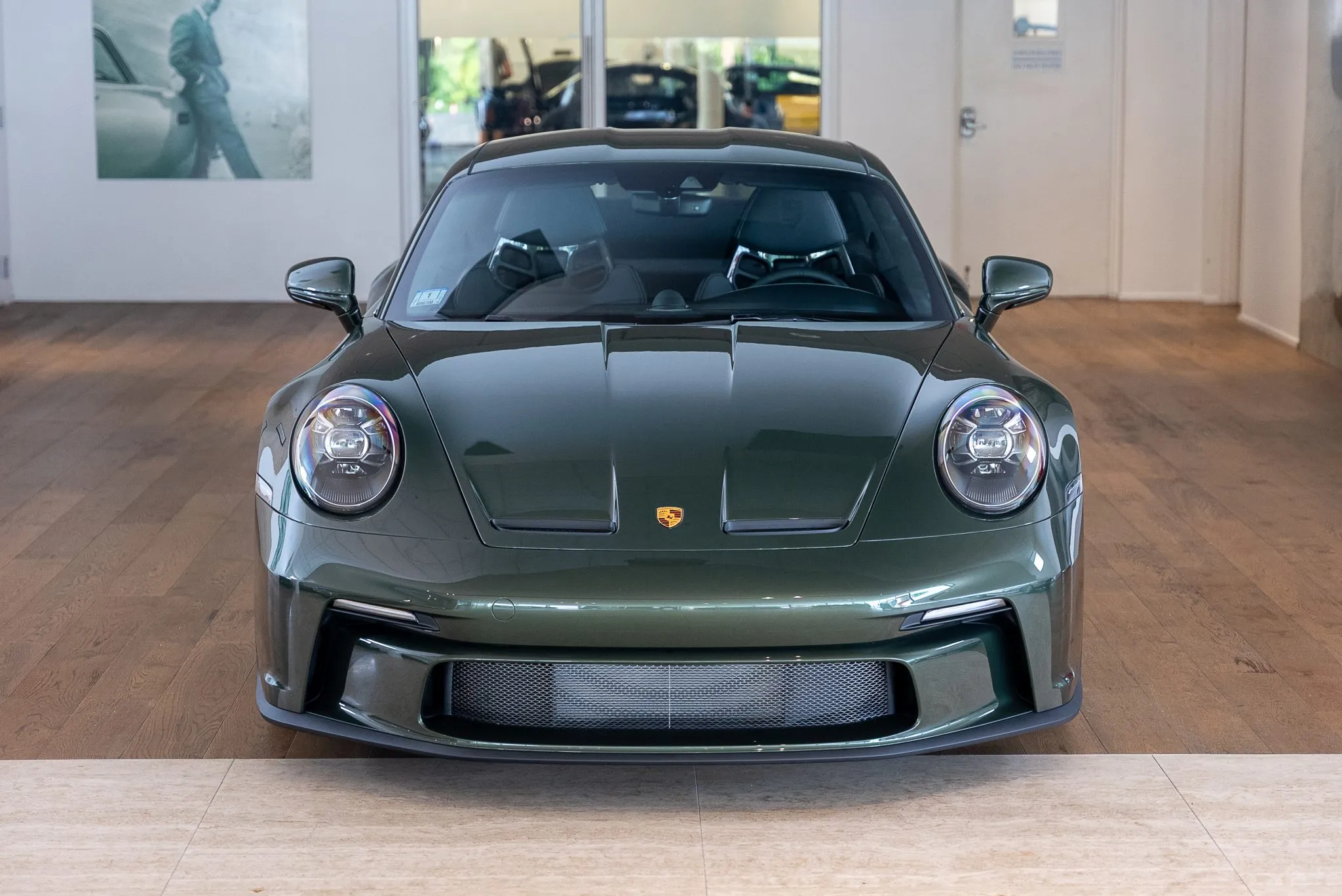 2024 Porsche 911 S/T in Oak Green Metallic