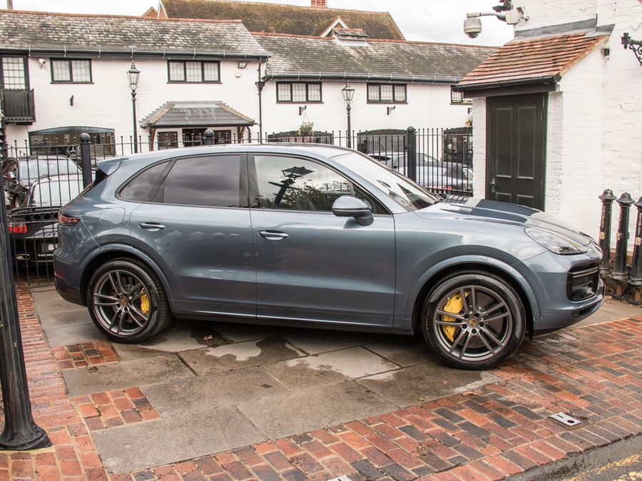 2019 Porsche Cayenne Turbo in Biscay Blue Metallic
