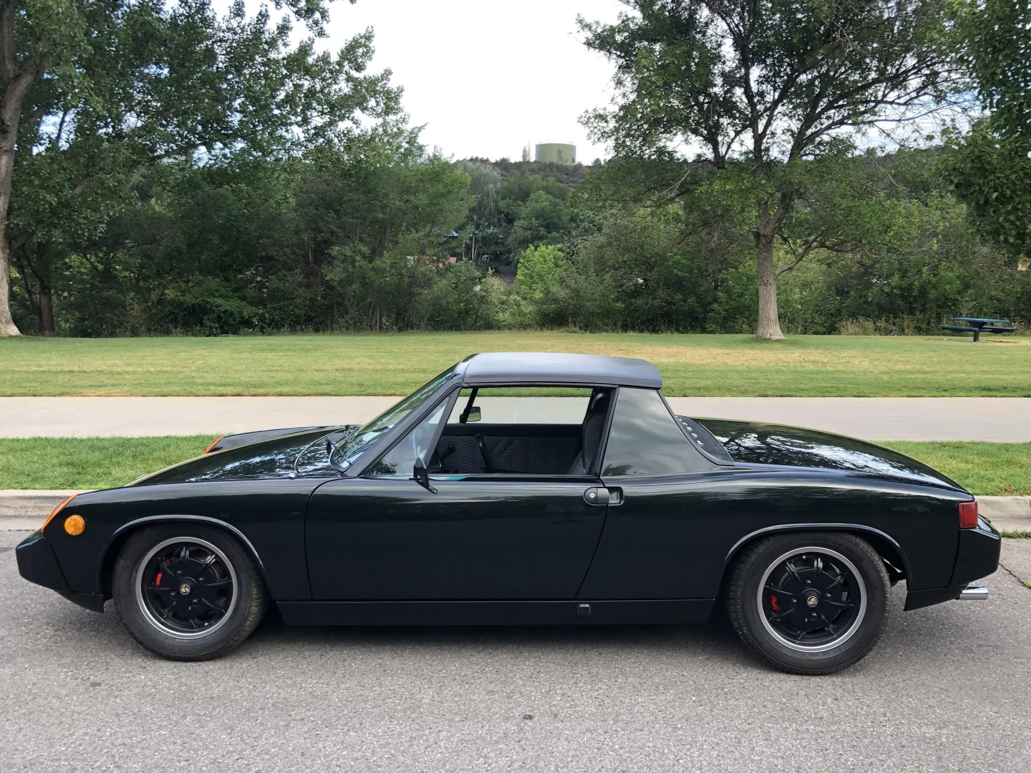 1975 Porsche 914 2.0 in Metallic Dark Green