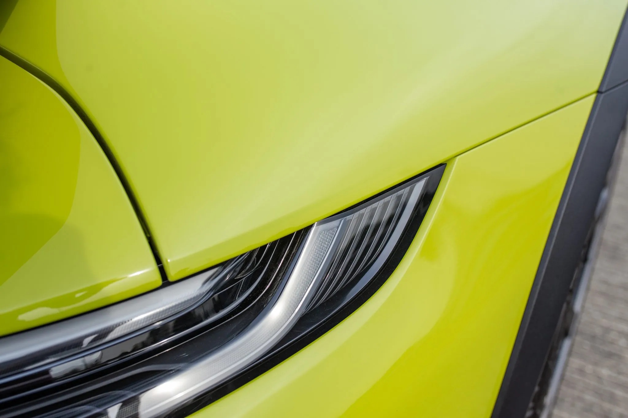 2024 Porsche 911 Dakar in Linden Green