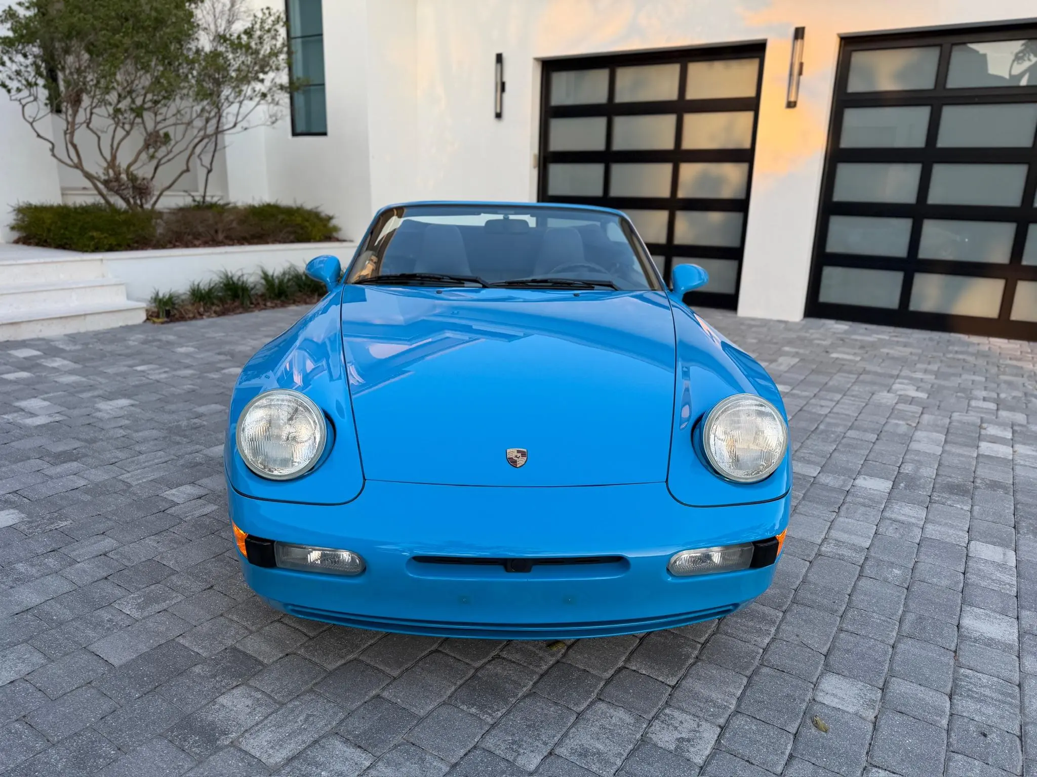 1994 Porsche 968 Cabriolet in Riviera Blue