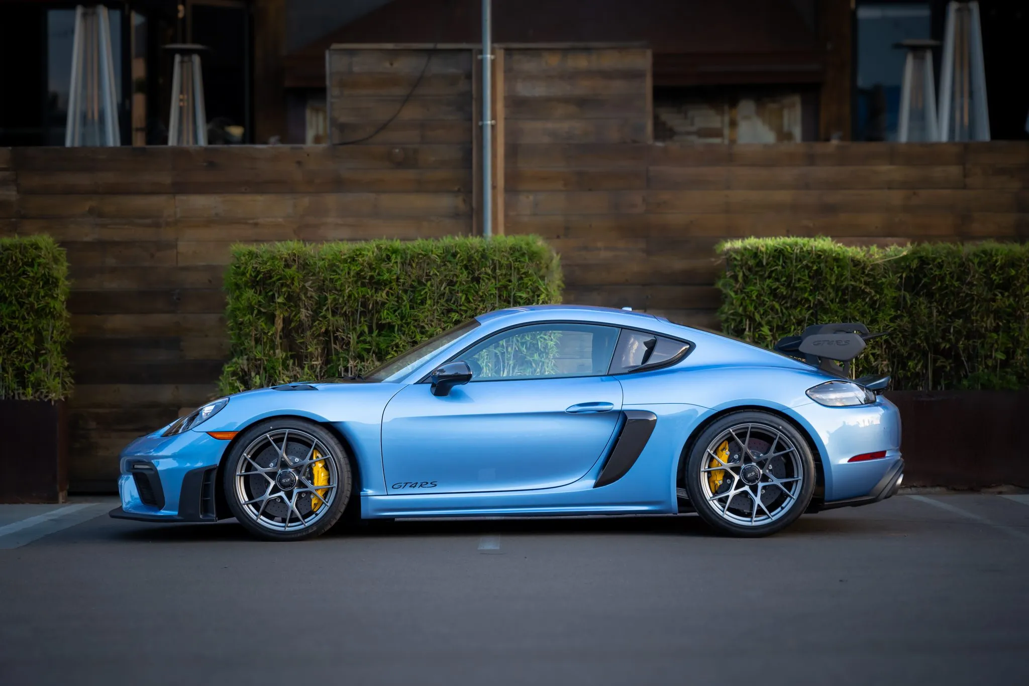 2023 Porsche 718 Cayman GT4 RS Weissach in Gemini Metallic
