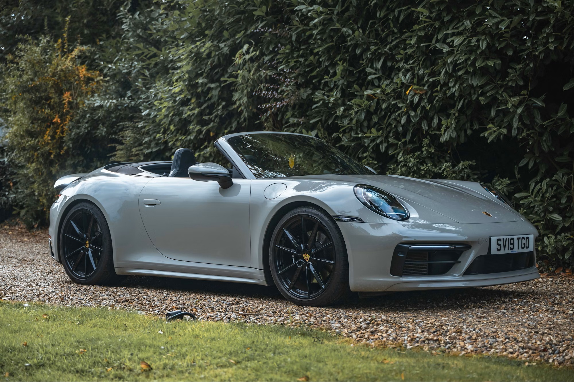 2023 Porsche 911 Turbo in Crayon
