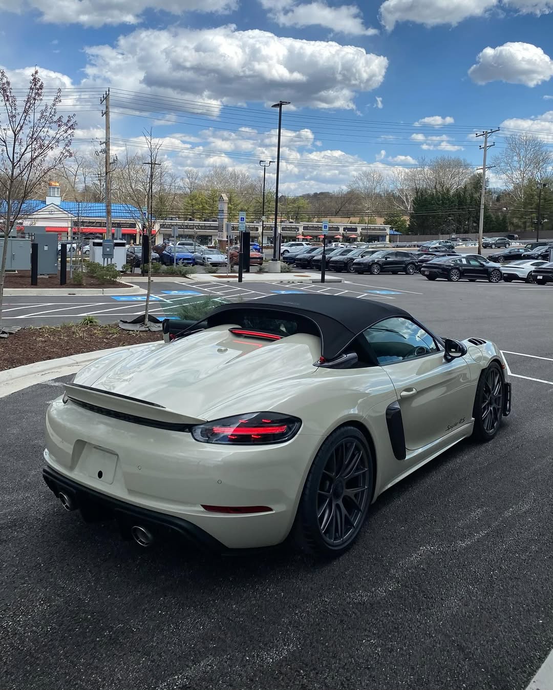 2024 Porsche 718 Spyder RS in Geyser Grey Metallic