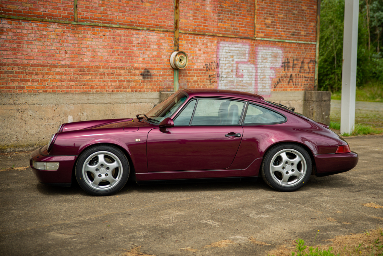 1992 Porsche 911 Carrera 4 in Amethyst Pearl