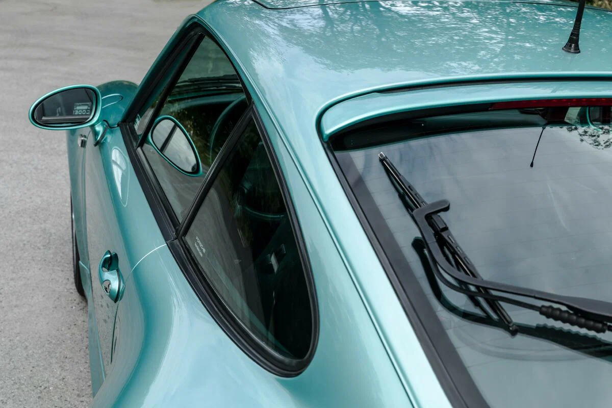 1996 Porsche 911 Carrera 4S in Dragonfly Turquoise Metallic