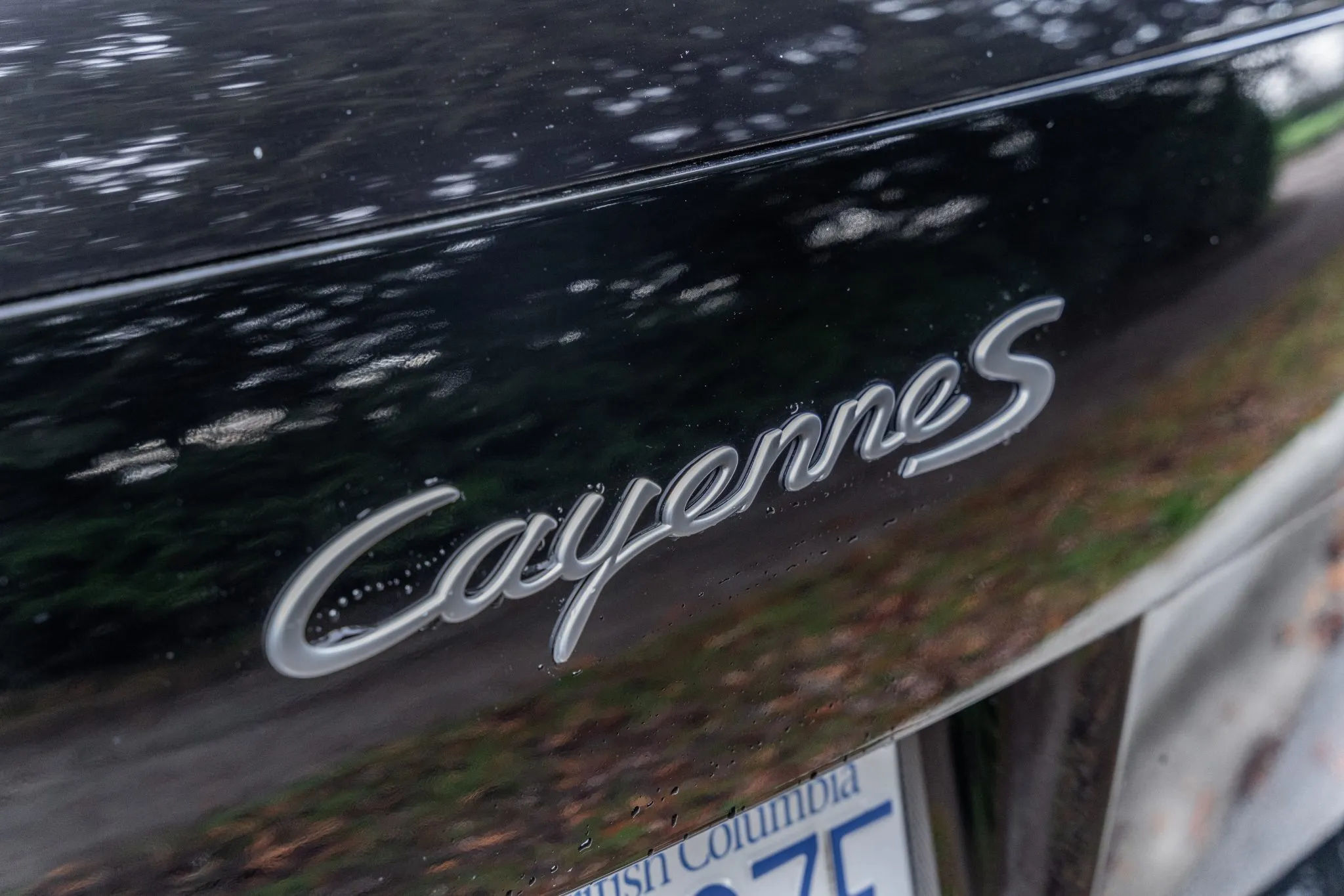 2010 Porsche Cayenne S Transsyberia in Black